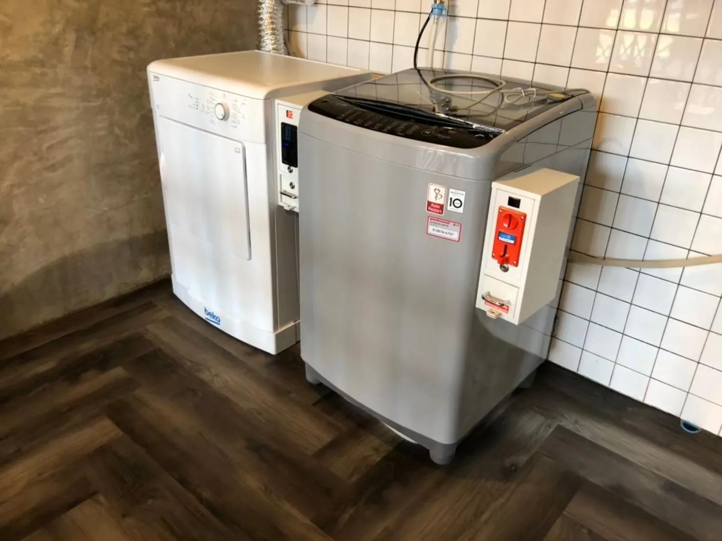 washing machine in The Entaneer Poshtel