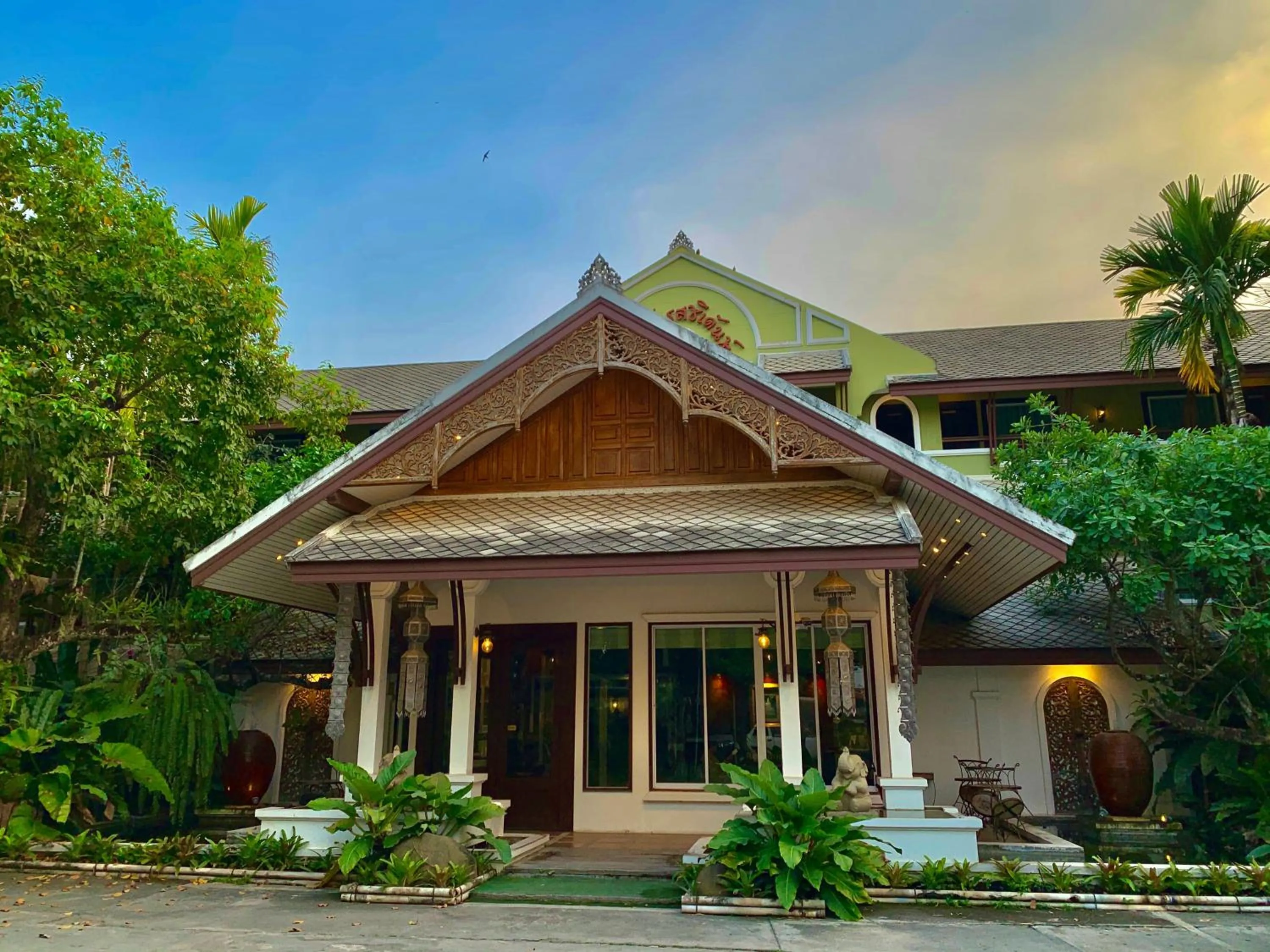 Property building in Rommai Greenpark