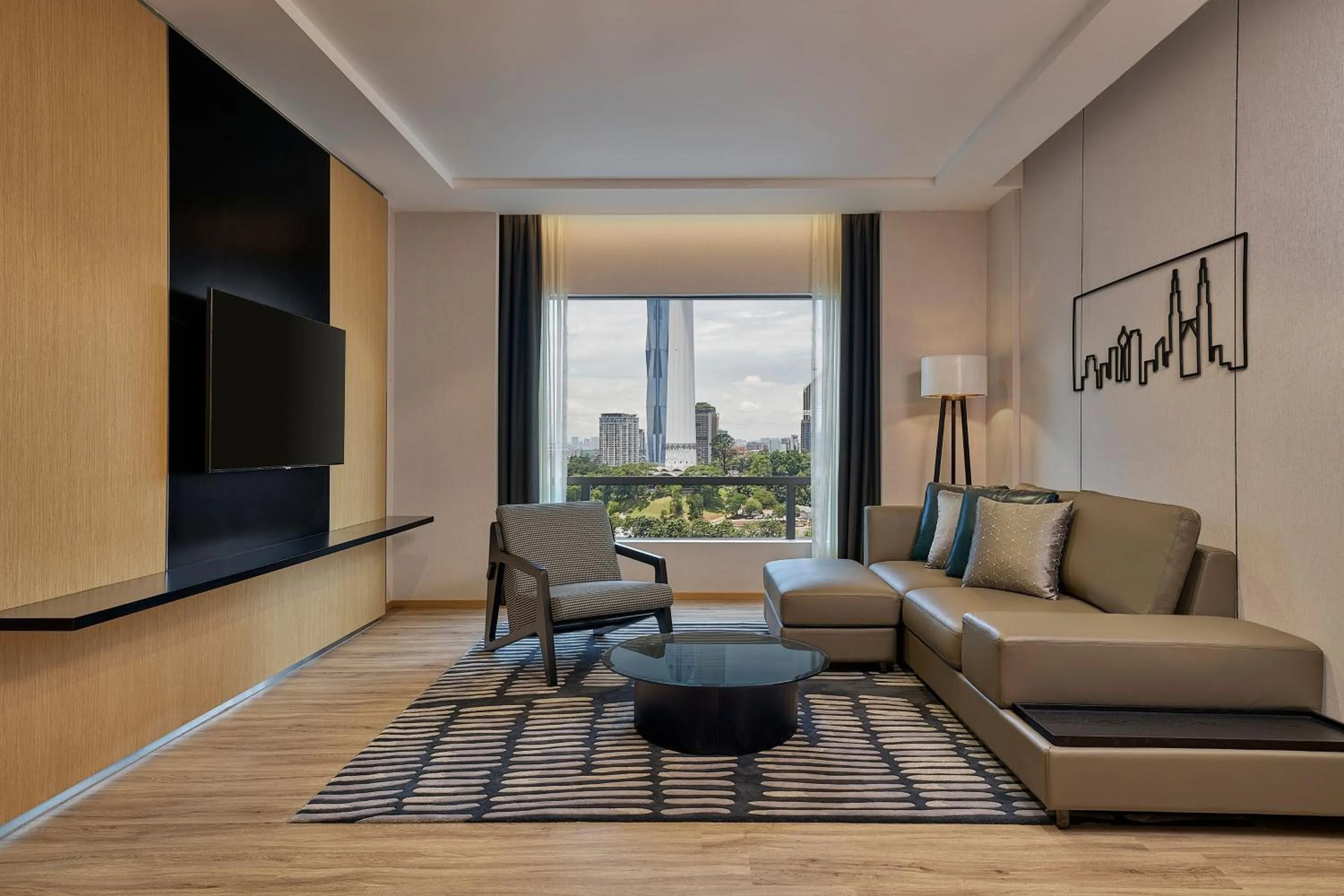 Living room in Renaissance Kuala Lumpur Hotel & Convention Centre