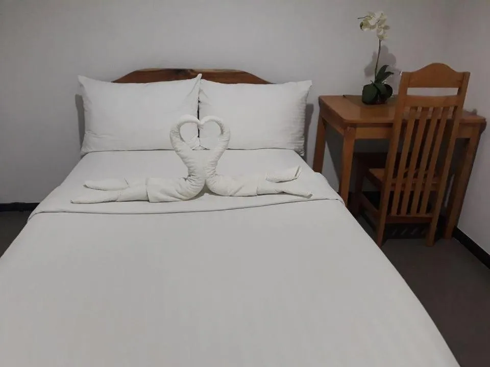 Bed in Amor's Place