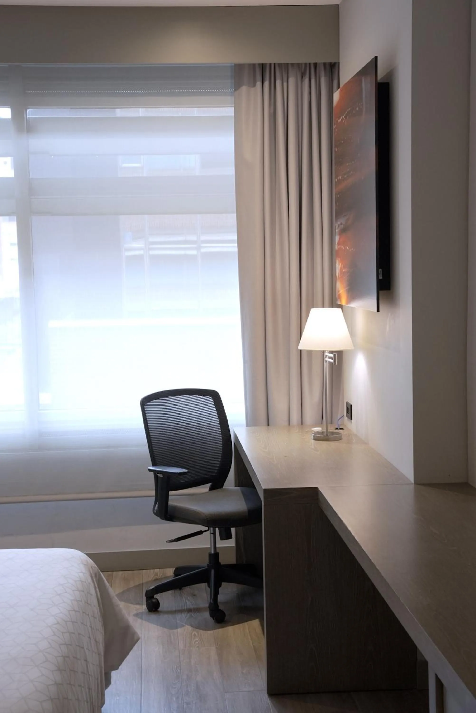 Bedroom, Bed in Holiday Inn Express Bogotá - Parque La 93 by IHG