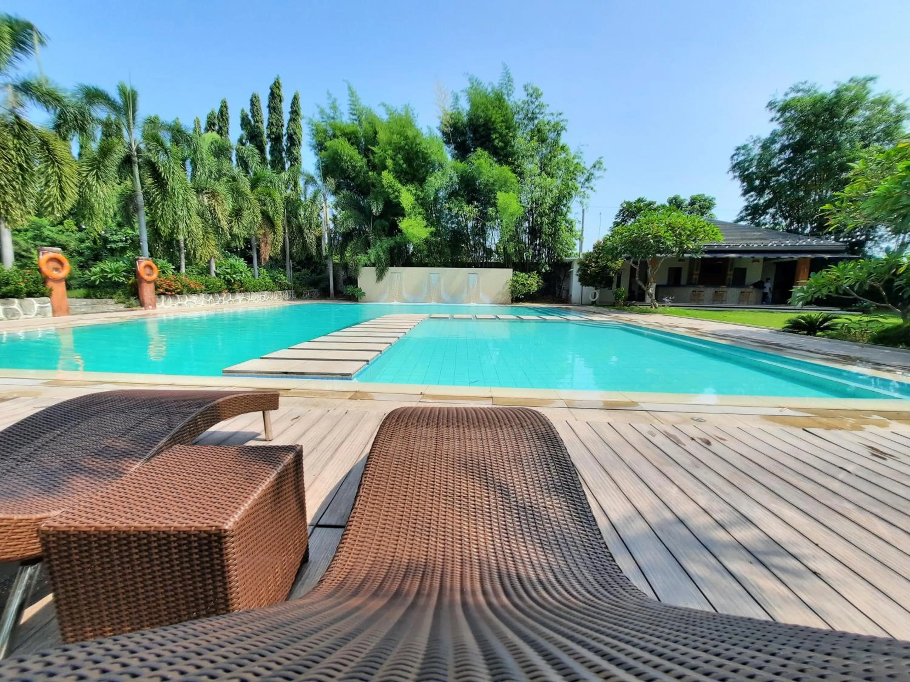 Pool view, Swimming Pool in The Farmhouse By EDL
