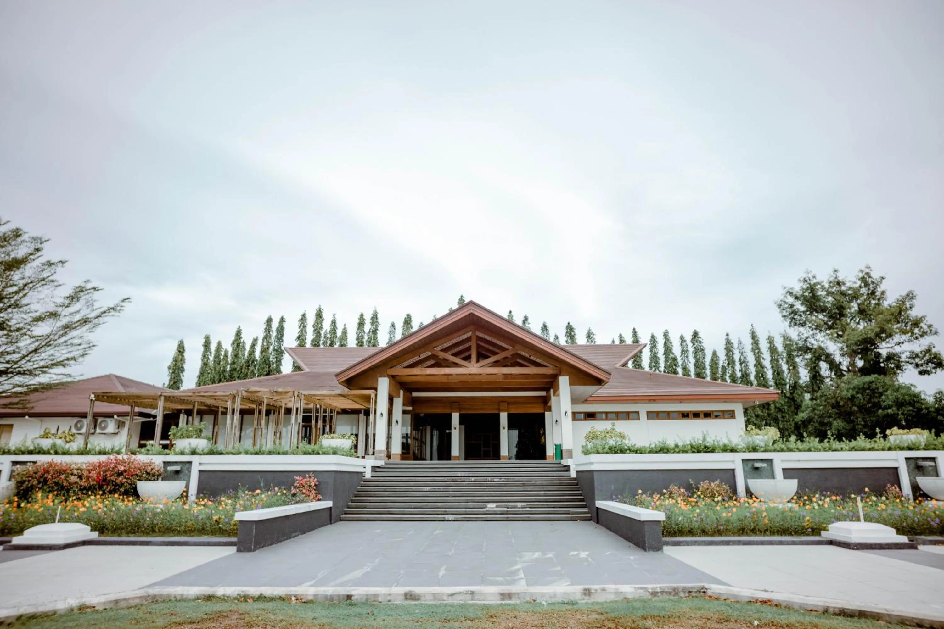 Property Building in The Farmhouse By EDL