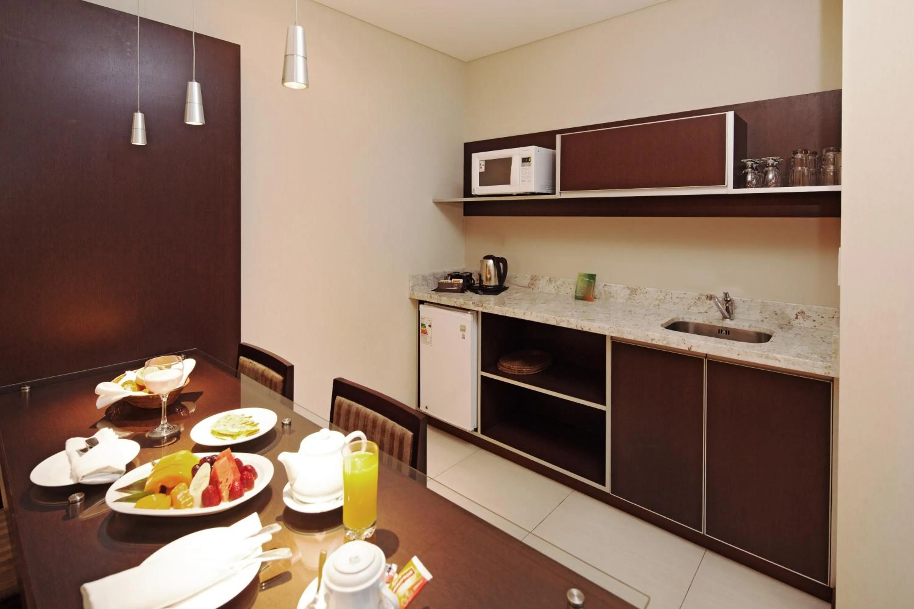 Kitchen or kitchenette in Hotel Camino Real