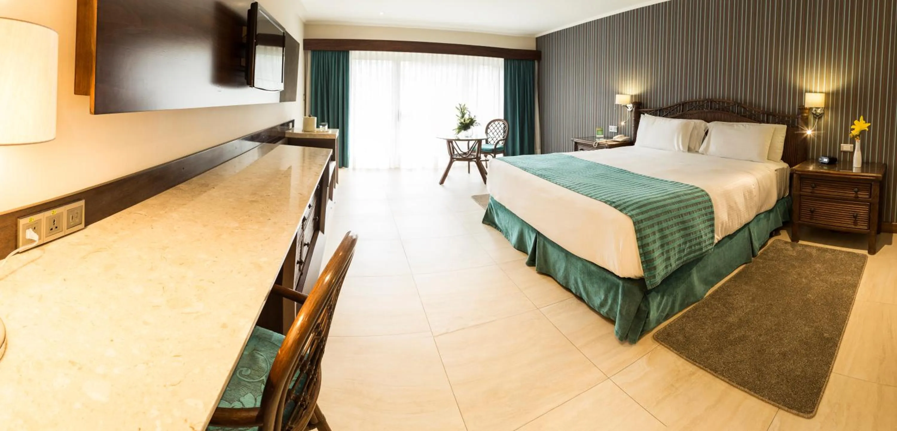 Photo of the whole room, Bed in Hotel Camino Real