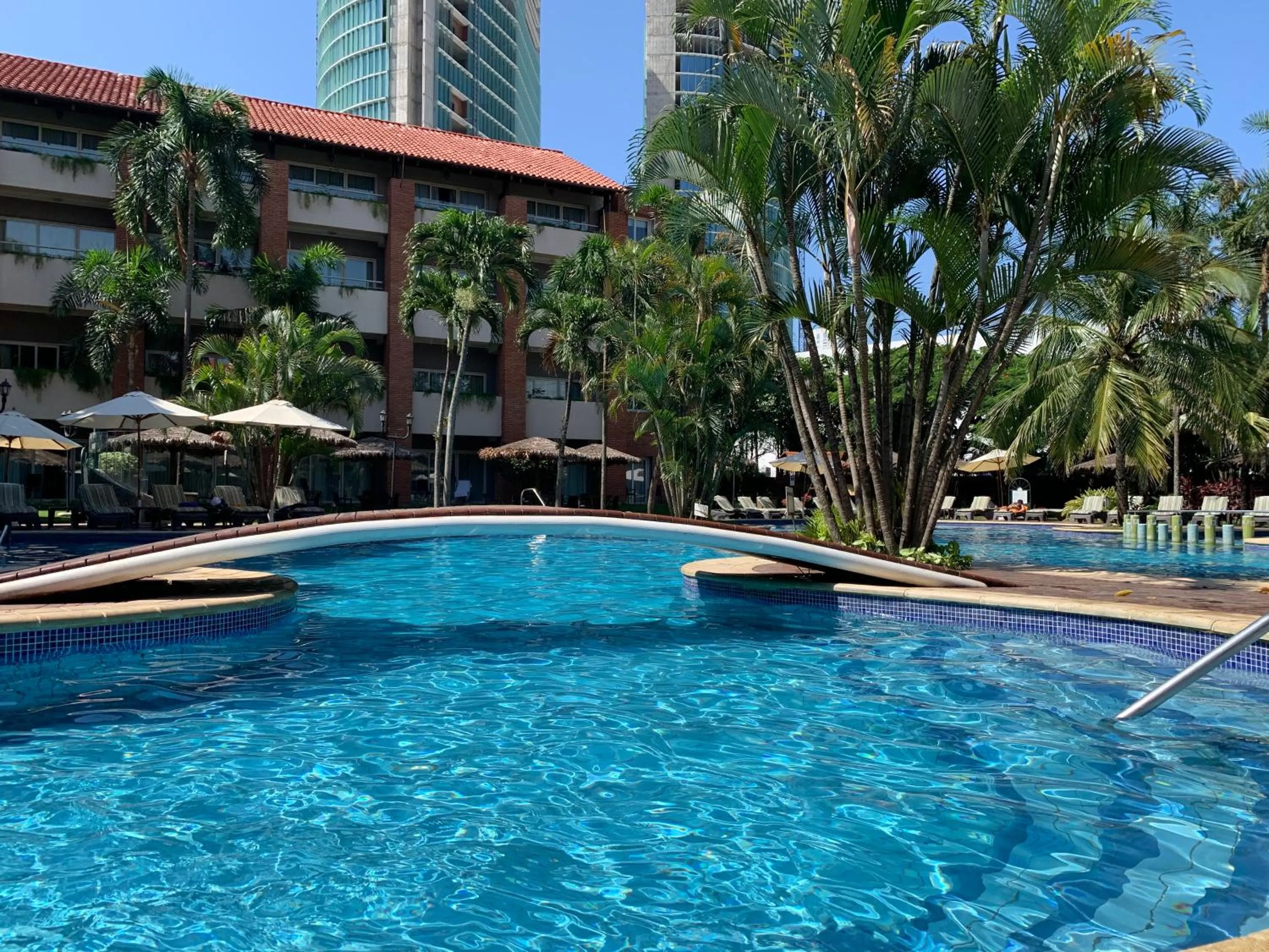 Swimming pool in Hotel Camino Real
