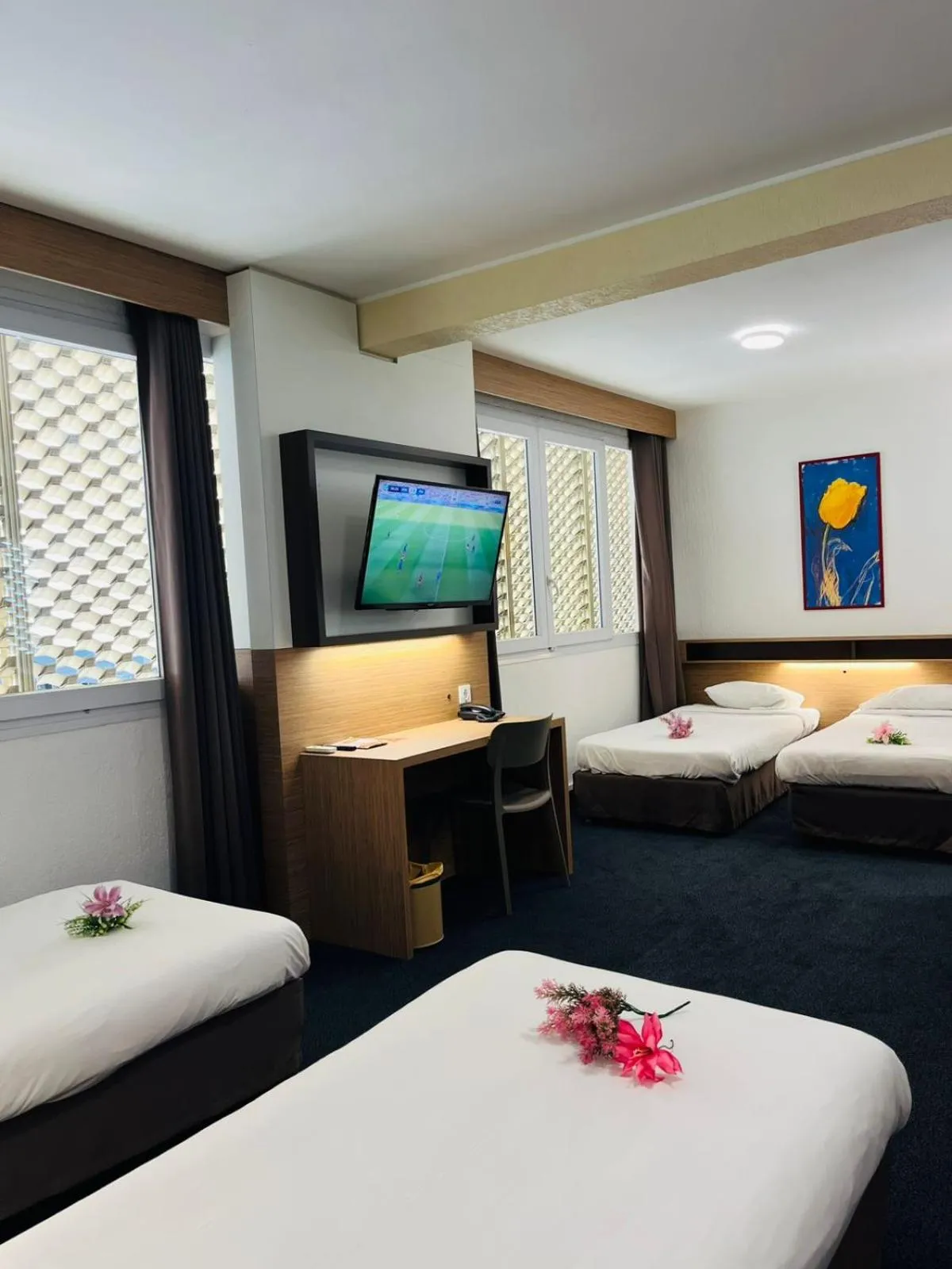 Photo of the whole room, Bed in Hotel Le Paris