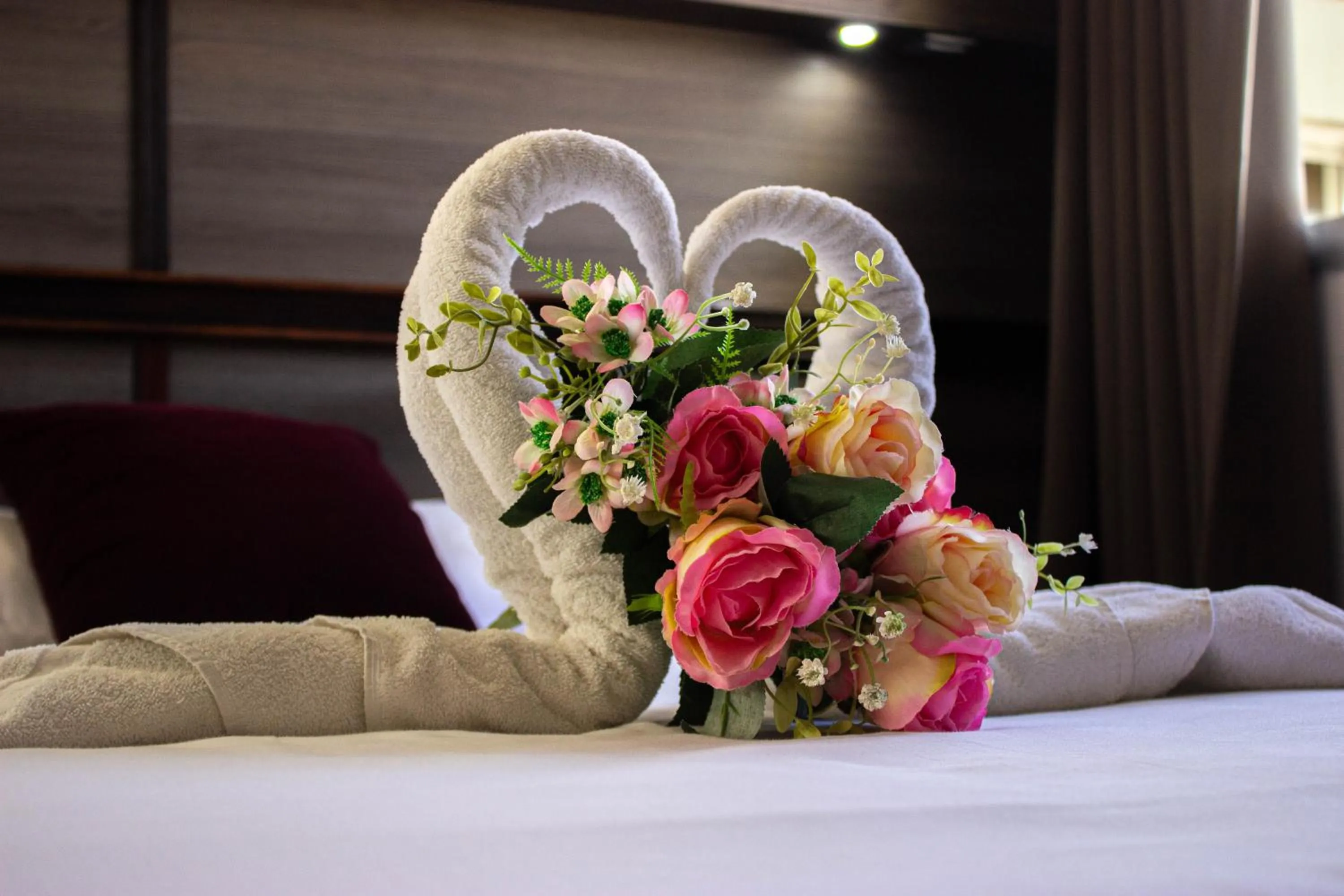 Bedroom, Bed in Hotel Le Paris