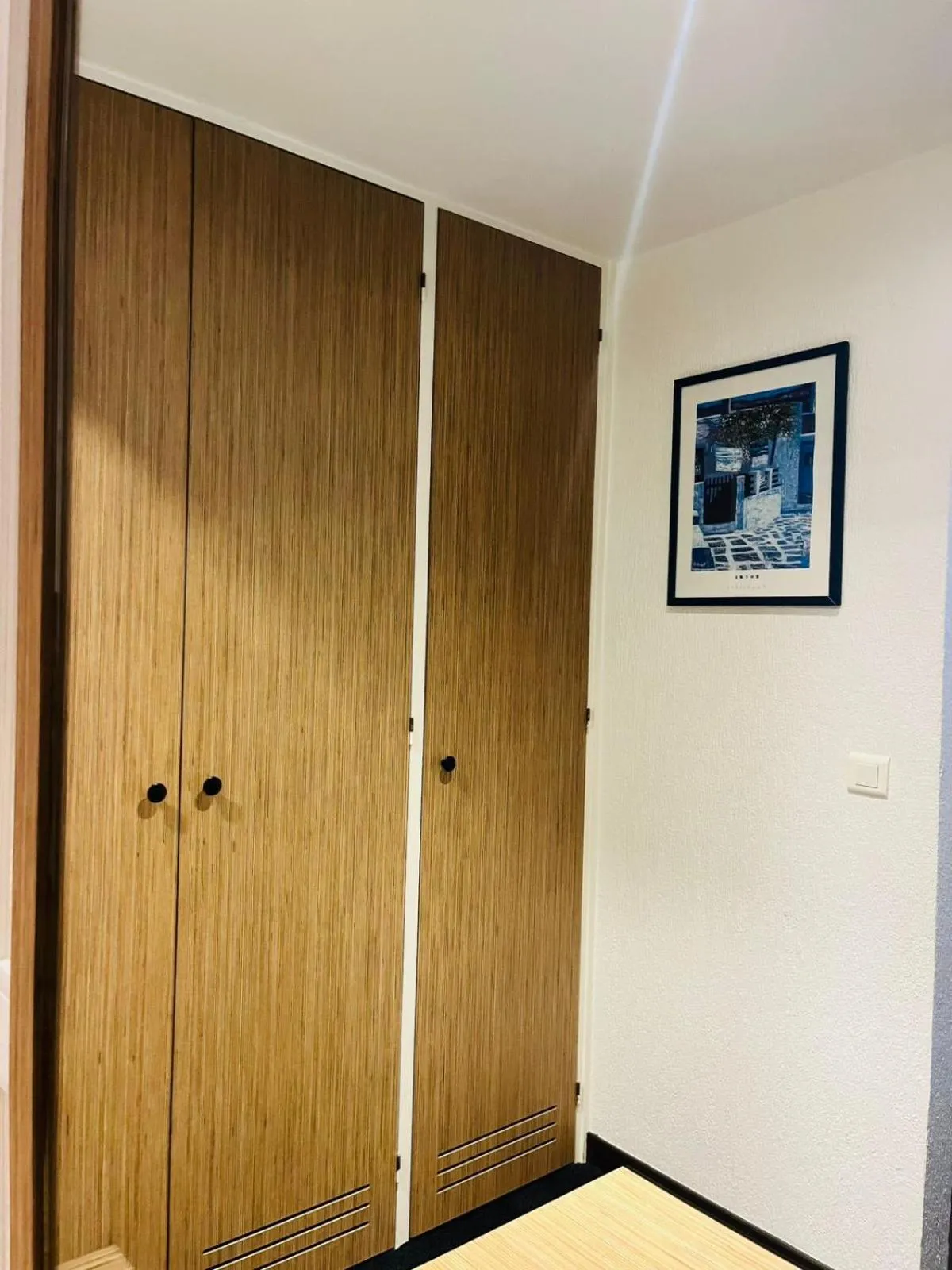 wardrobe in Hotel Le Paris