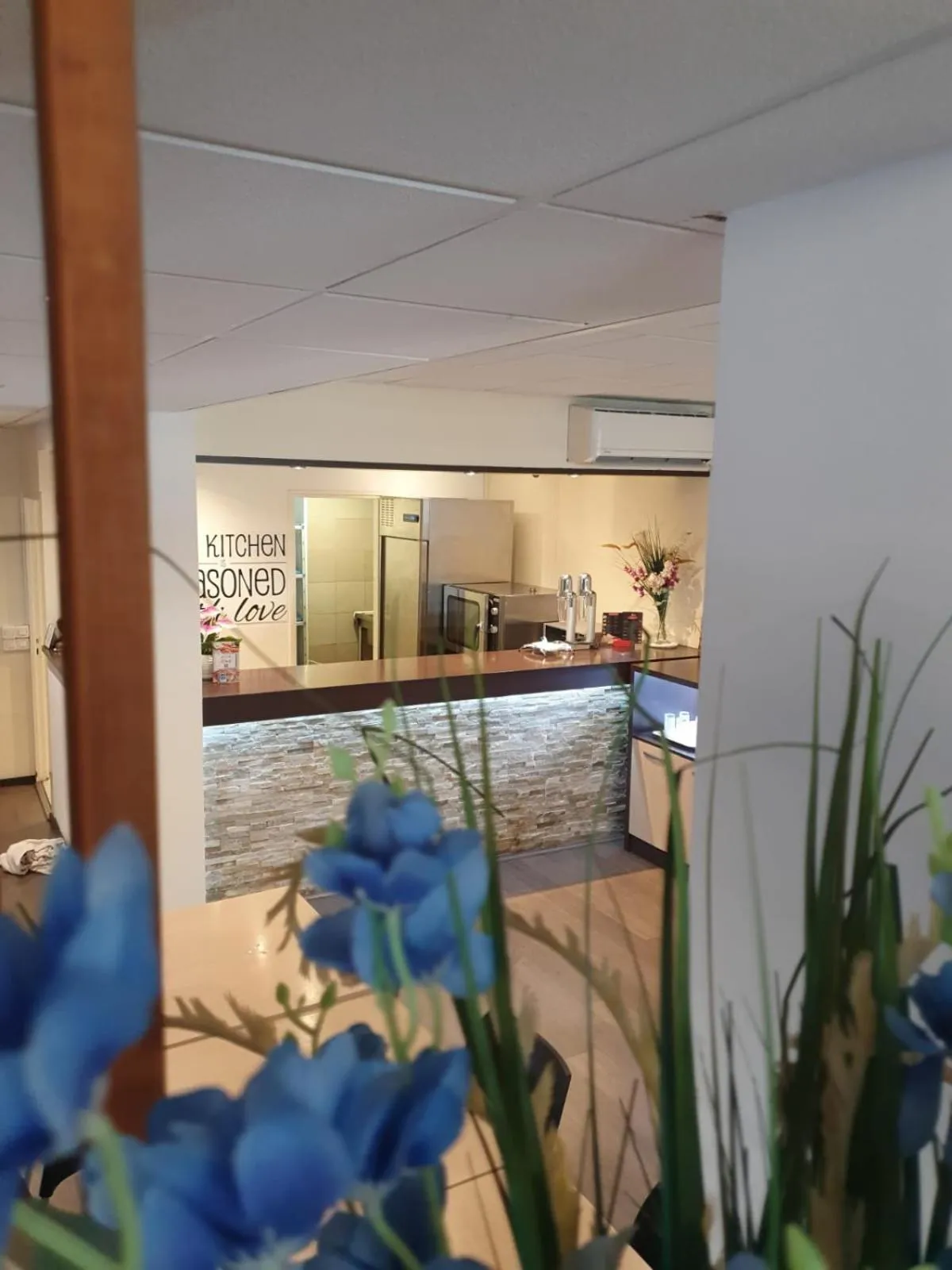 Dining area in Hotel Le Paris
