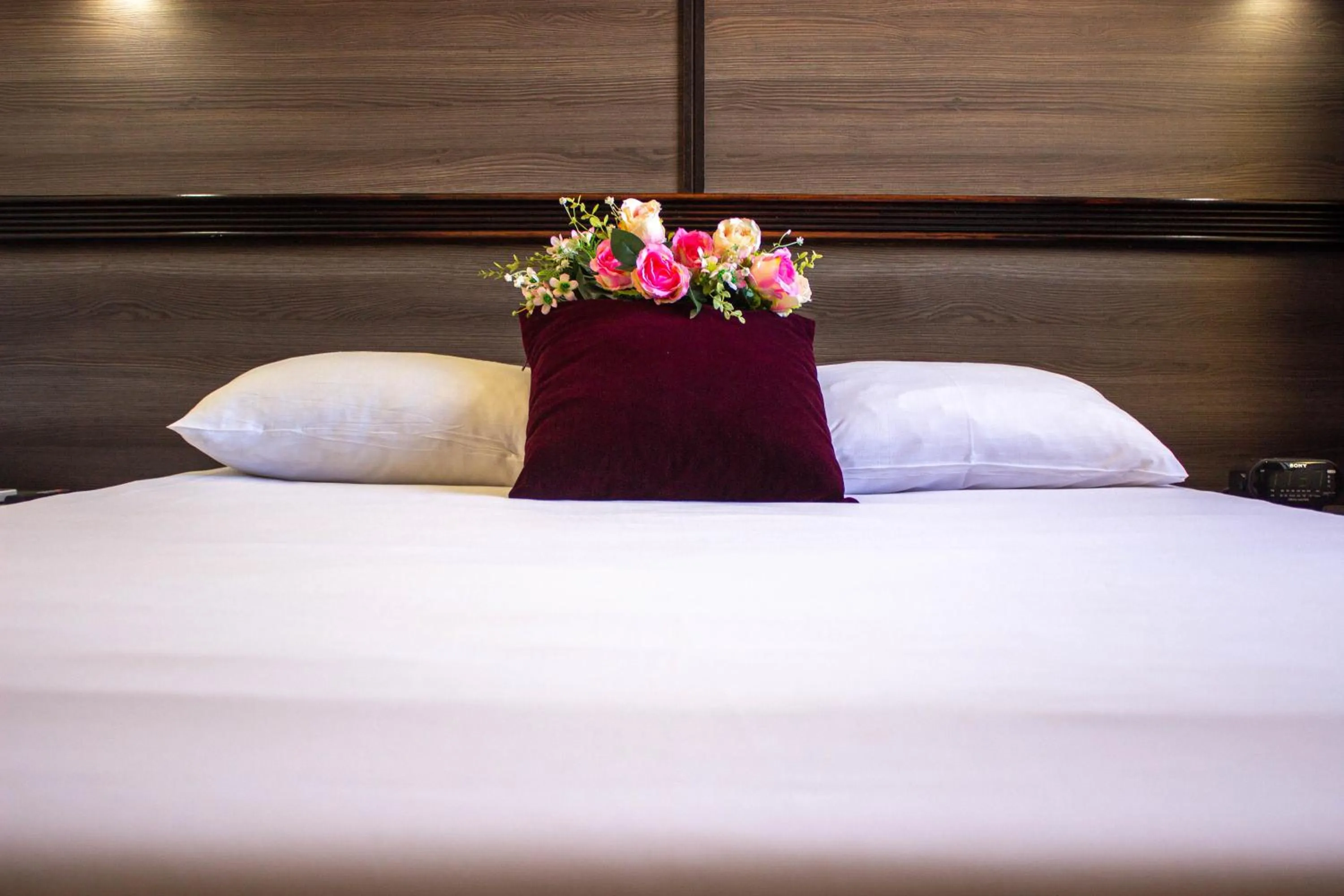 Bedroom, Bed in Hotel Le Paris