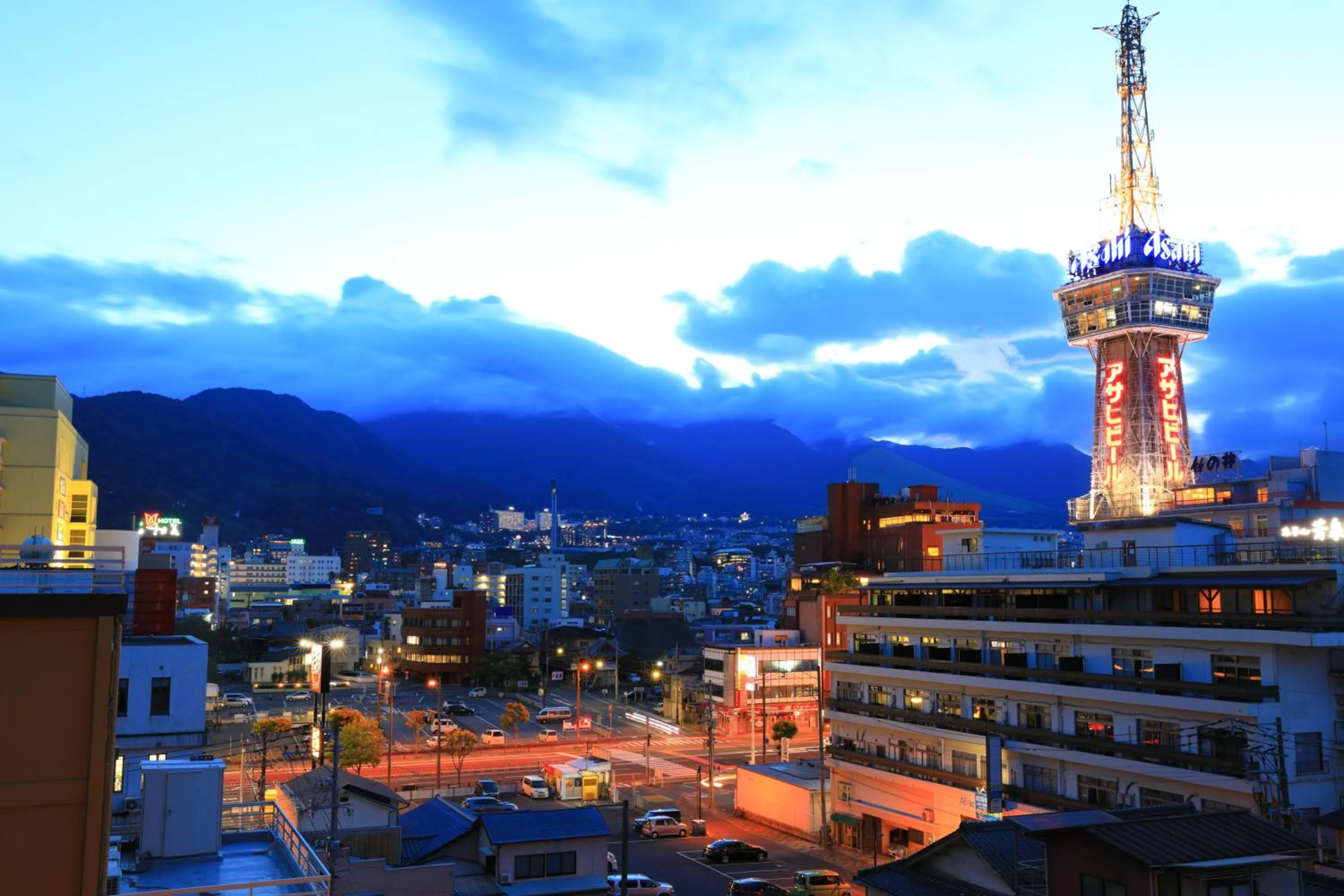 Nearby landmark in Tenku Yubo Seikaiso