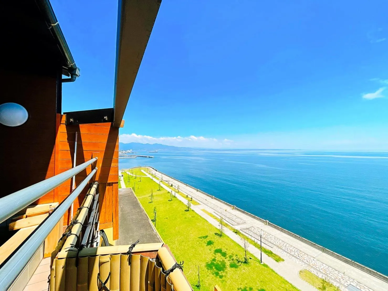 Hot Spring Bath in Tenku Yubo Seikaiso