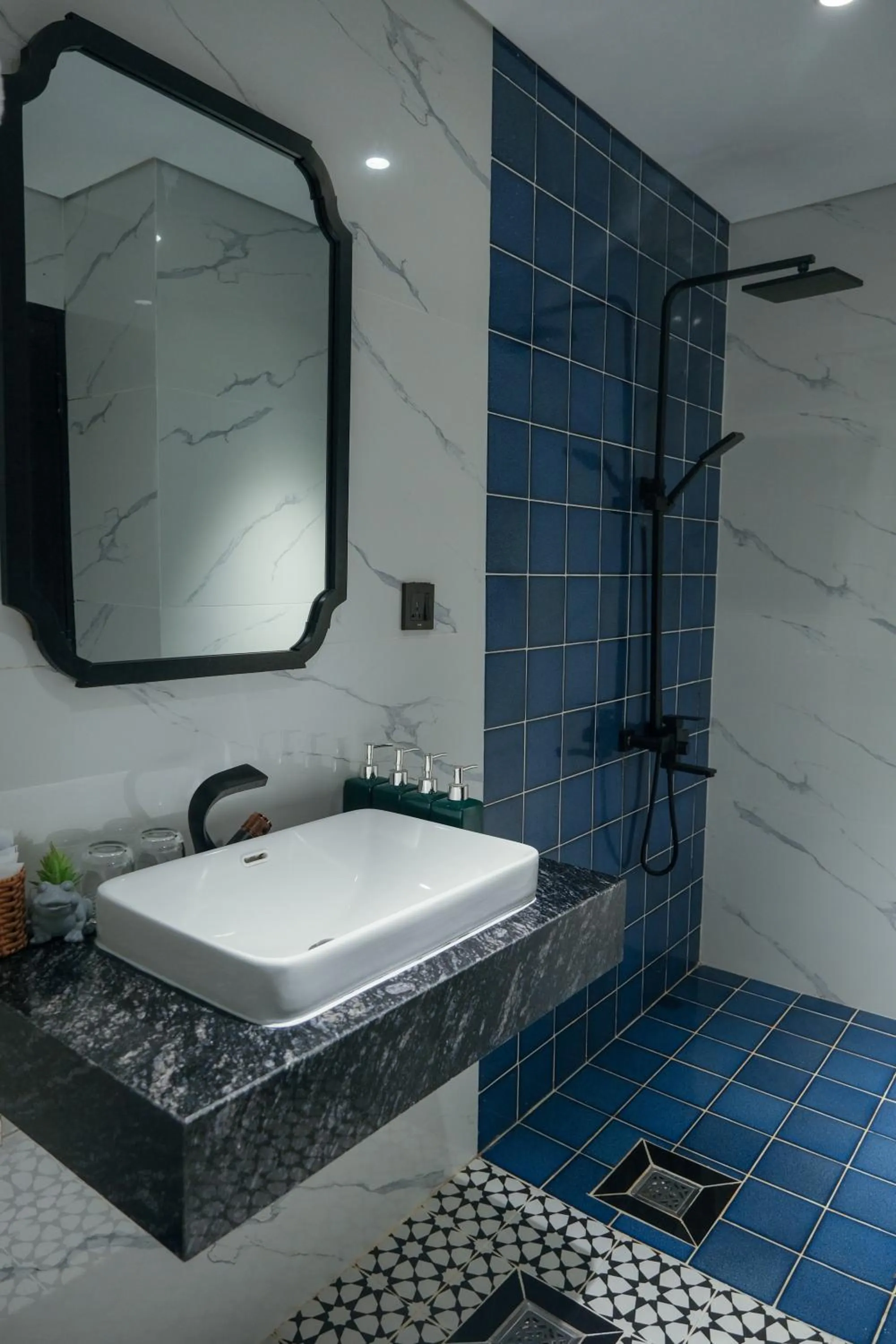 Toilet in Nicecy Boutique Hotel