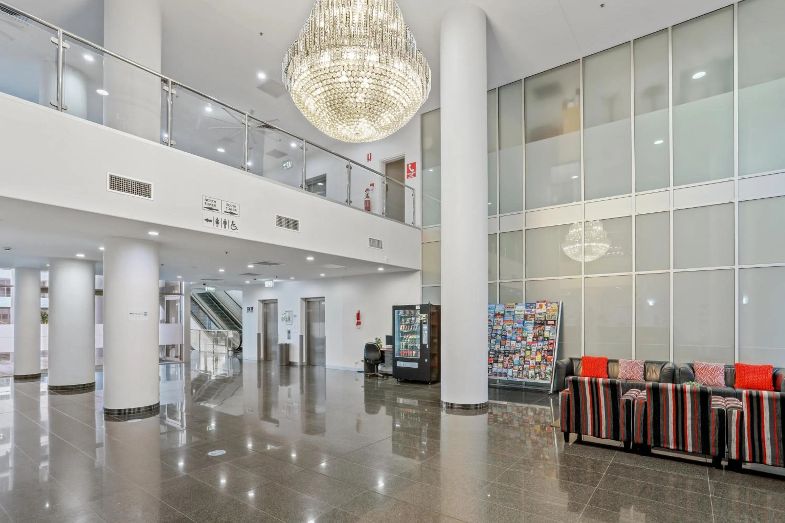 Lobby or reception in Tweed Ultima Apartments