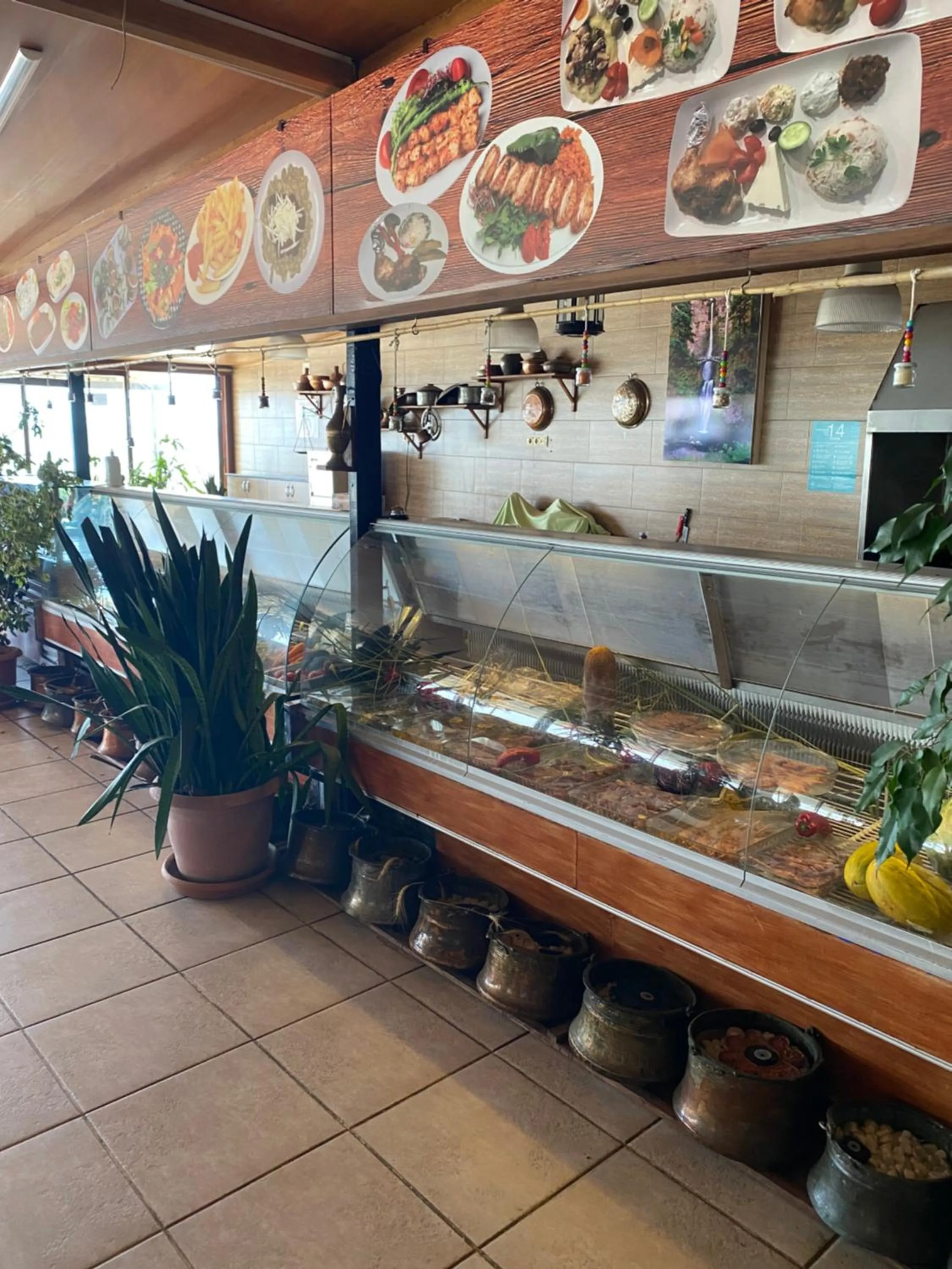 Restaurant/places to eat in Odrys Beach Hotel & Resort