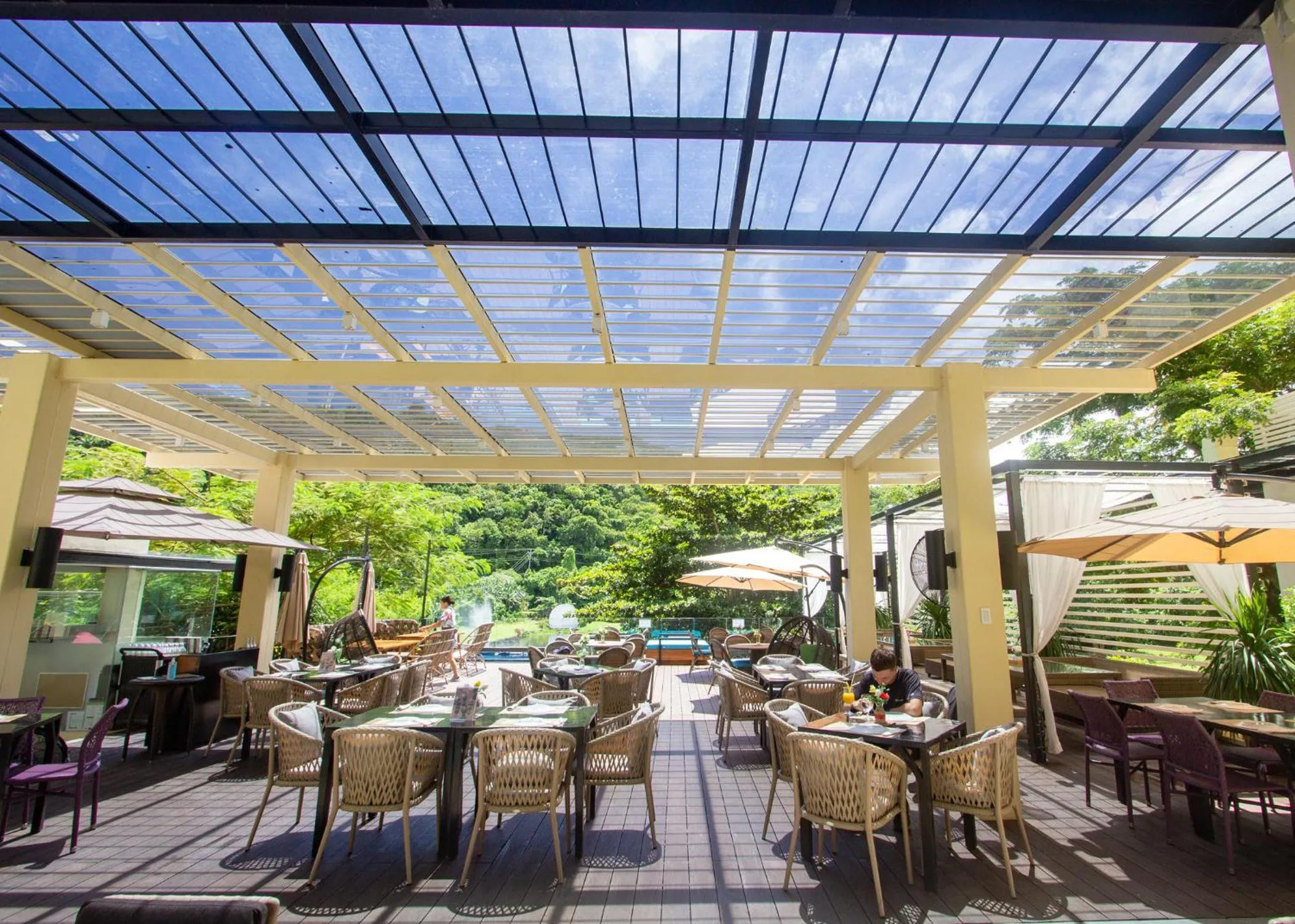 Restaurant/places to eat in Fairways and Bluewater Boracay