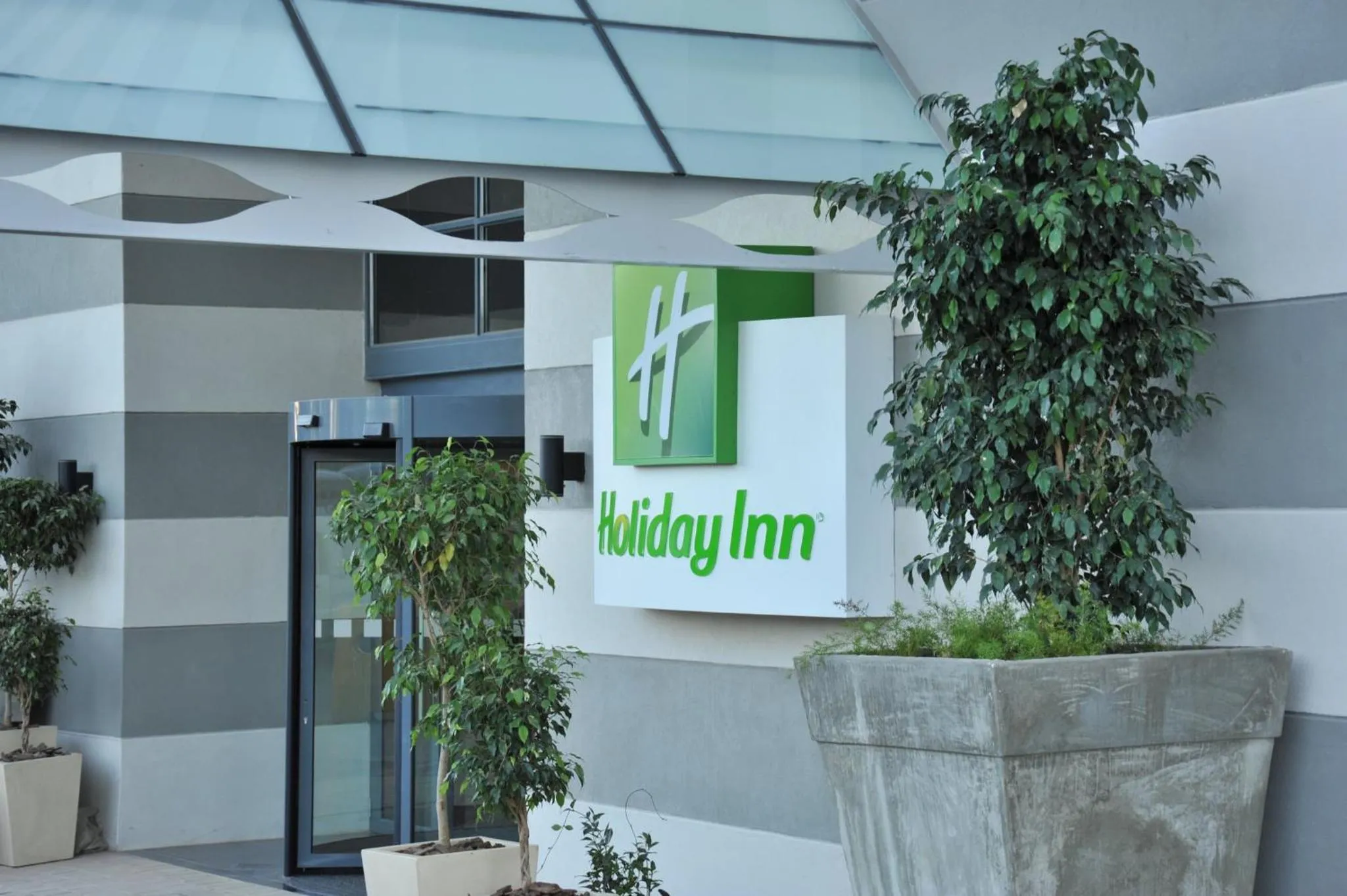 Property building in Holiday Inn Johannesburg-Rosebank by IHG