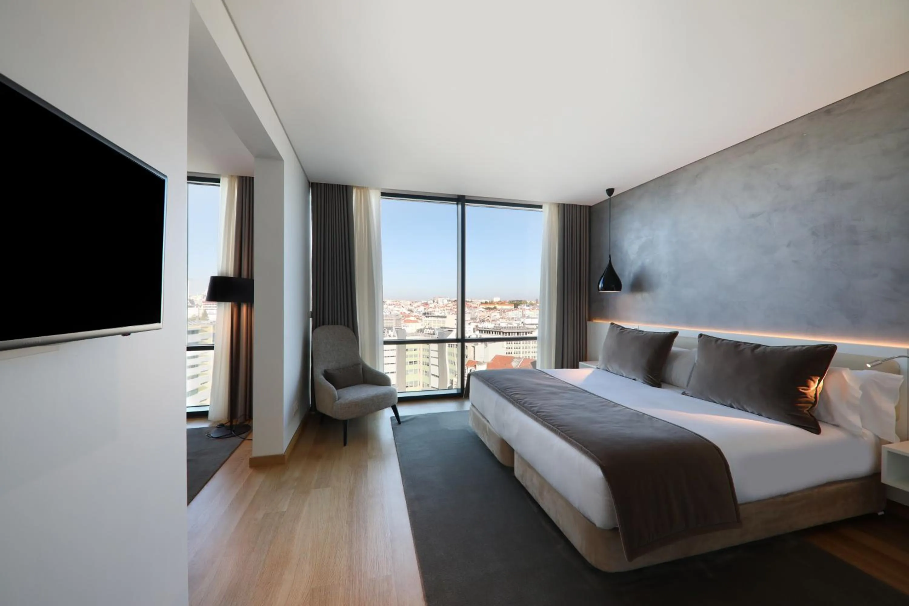 Bedroom, Bed in Iberostar Selection Lisboa