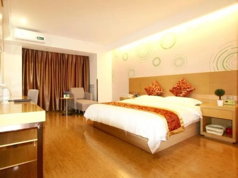 Bed in GreenTree Inn Zhejiang Jiaxing Xiuzhou District Wangjiangjin Town Business Hotel