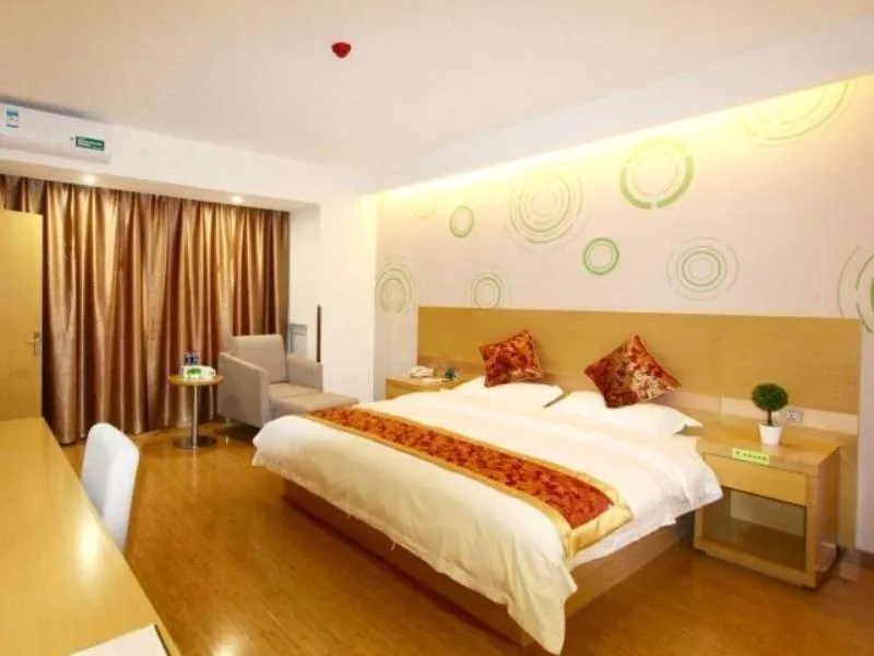 Bed in GreenTree Inn Zhejiang Jiaxing Xiuzhou District Wangjiangjin Town Business Hotel
