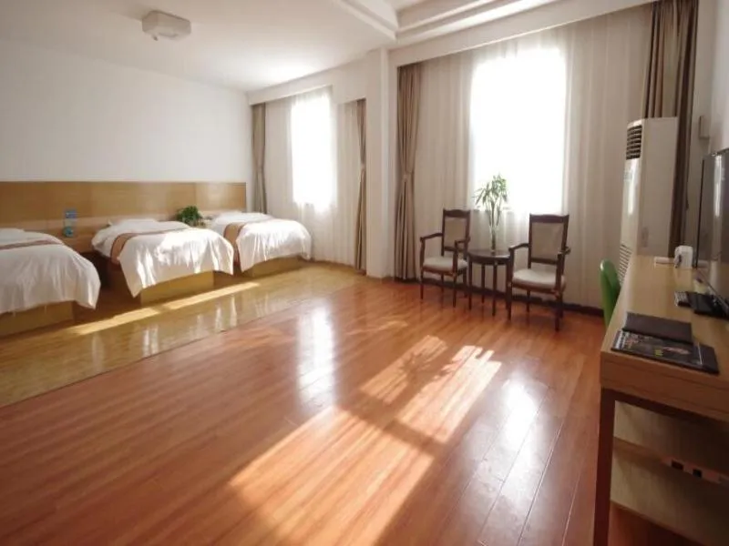 Bed in GreenTree Inn Shandong Laiwu Bus Station Express Hotel