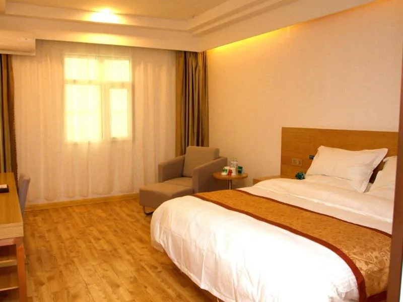 Bed in GreenTree Inn Shandong Laiwu Bus Station Express Hotel
