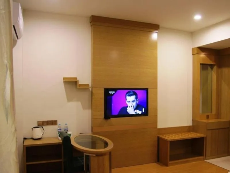 GreenTree Inn Shandong Jinan Gaoxin District South Gongye Road Middle Aoti Road Express Hotel