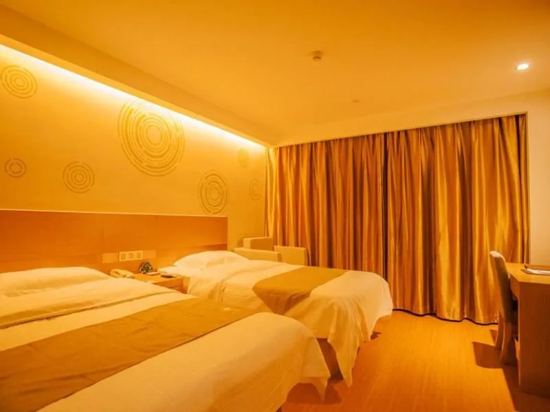 Bed in GreenTree Inn Jiangsu Nanjing Jiangning University Chenjiaoyuan Metro Station Express Hotel