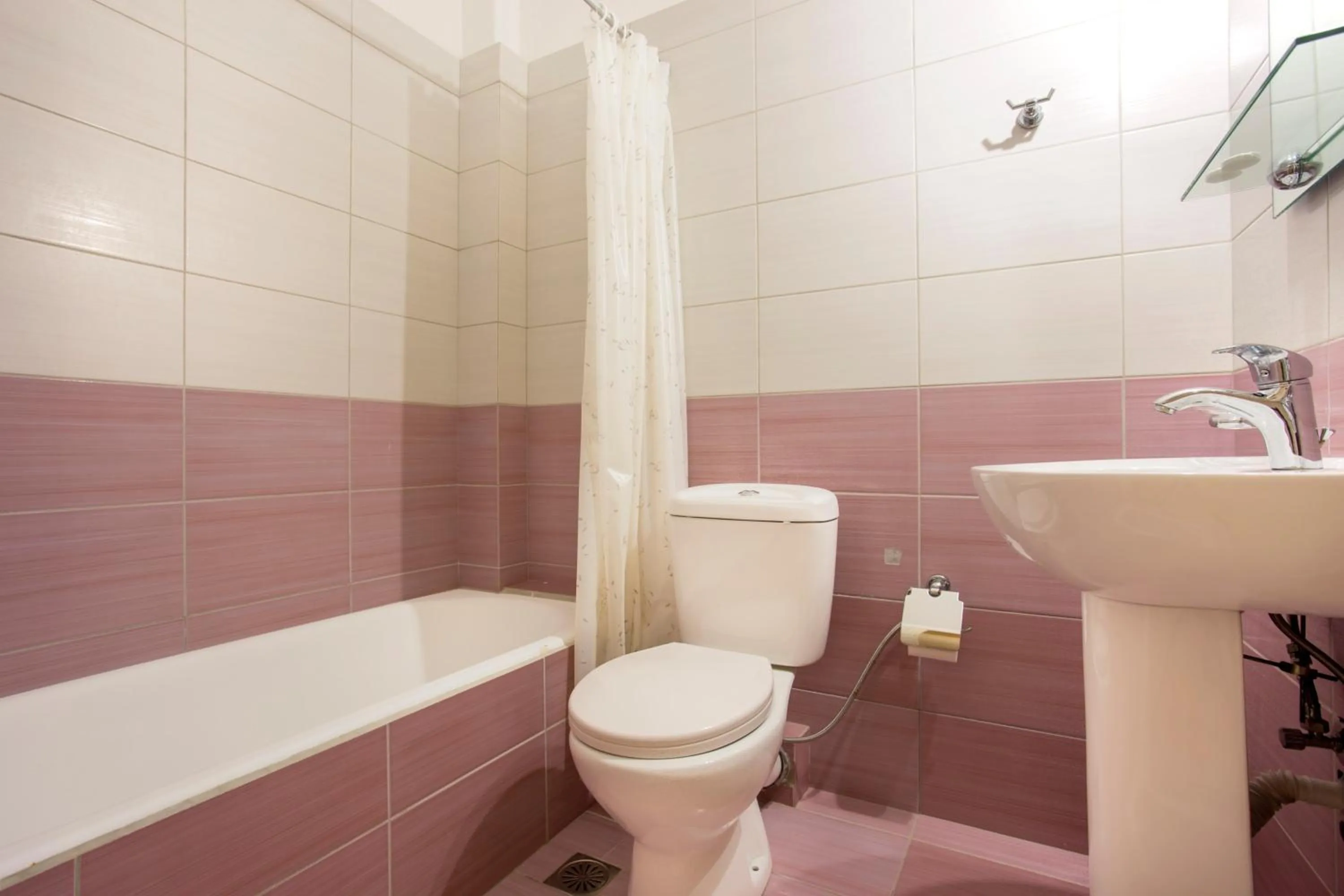 Bathroom in Aktaion Hotel