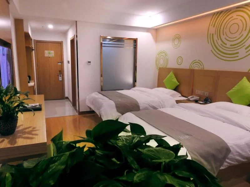 Bed in GreenTree Inn Hefei Feidong New District Huishang City Express Hotel