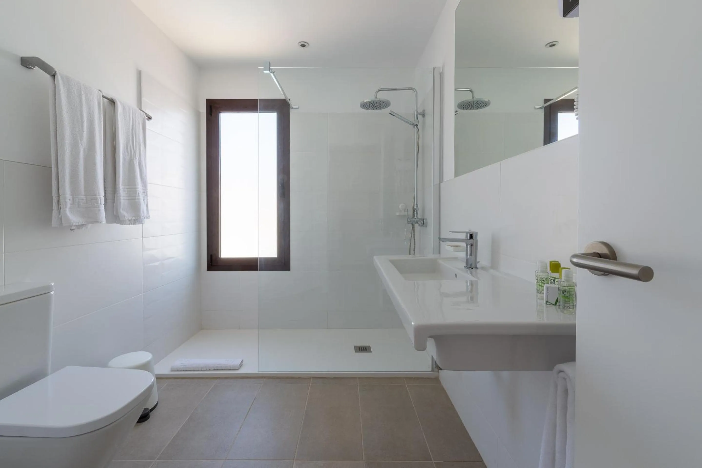 Shower in La Casona de Yaiza I Hotel Emblematico