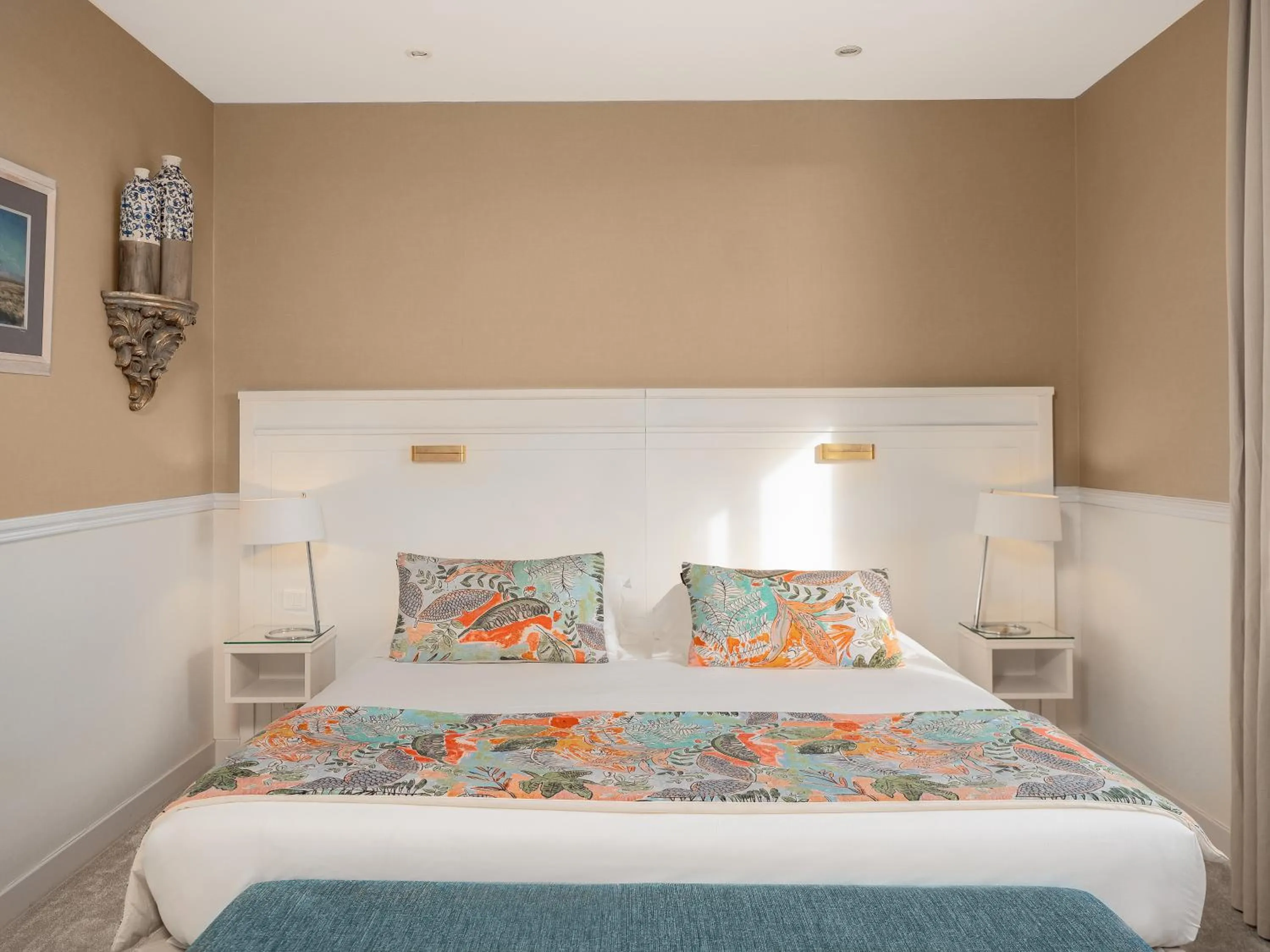 Bed in Castel Clara Thalasso & Spa