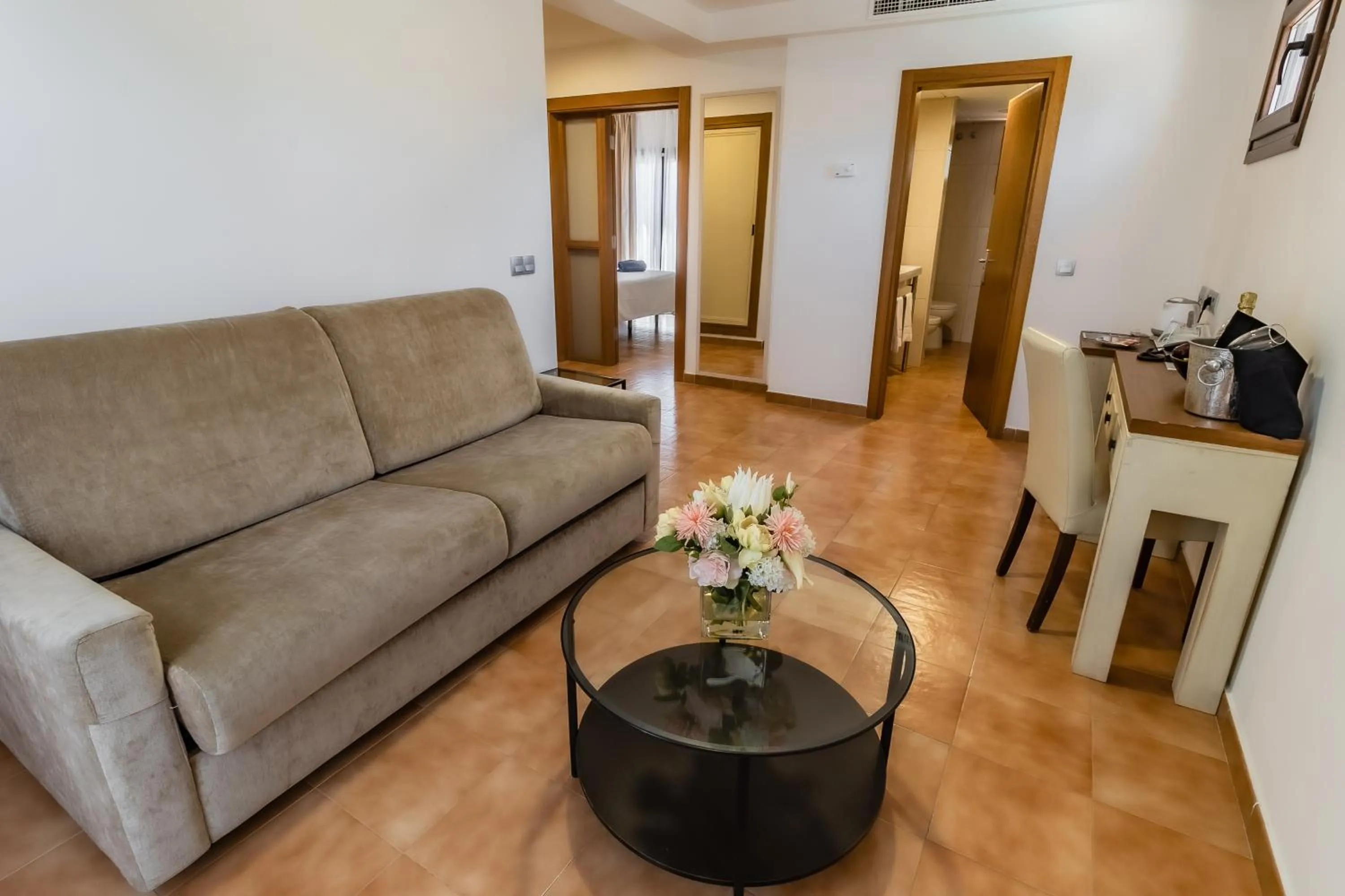 Dining area in Paloma Blanca Boutique Hotel