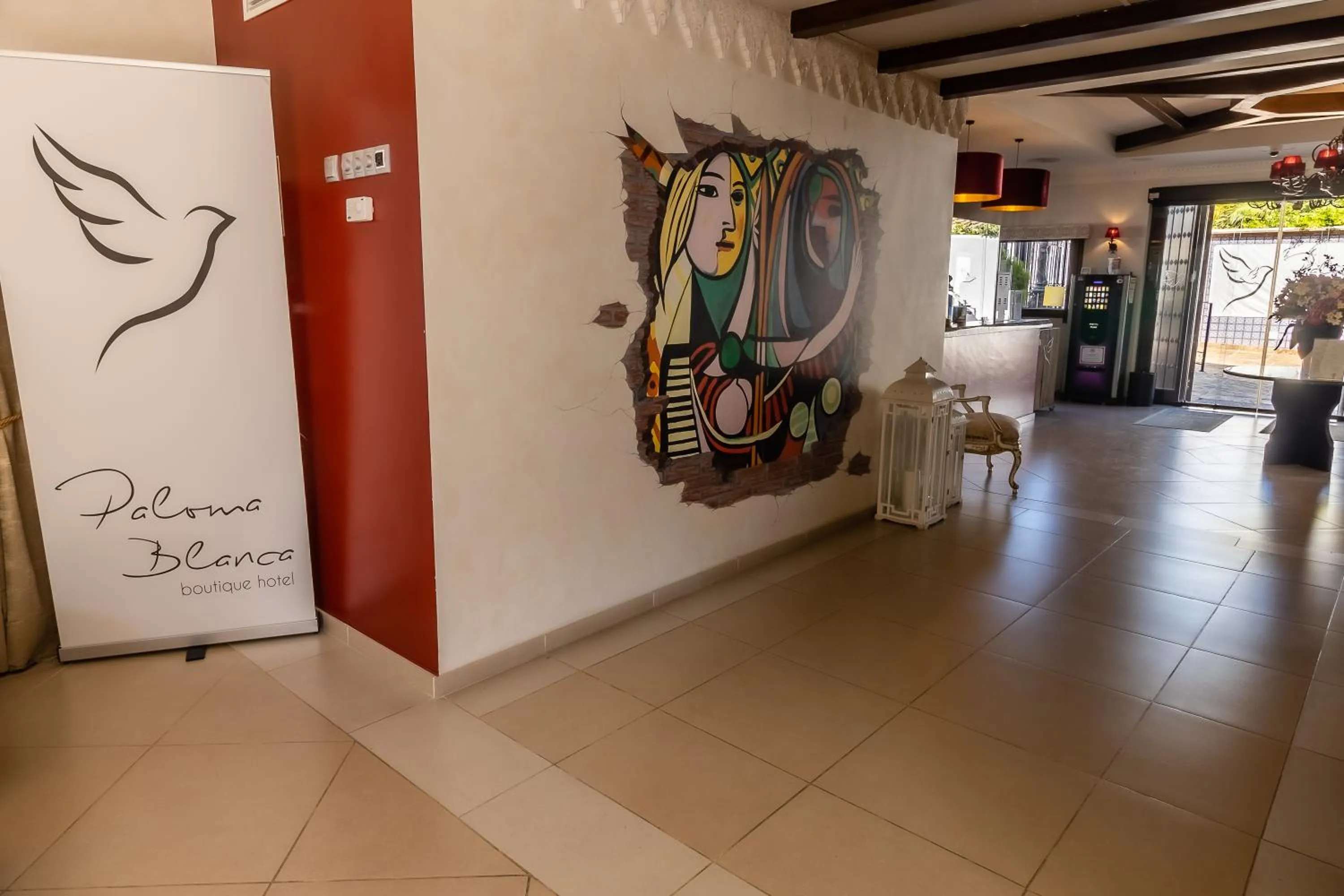 Decorative detail in Paloma Blanca Boutique Hotel