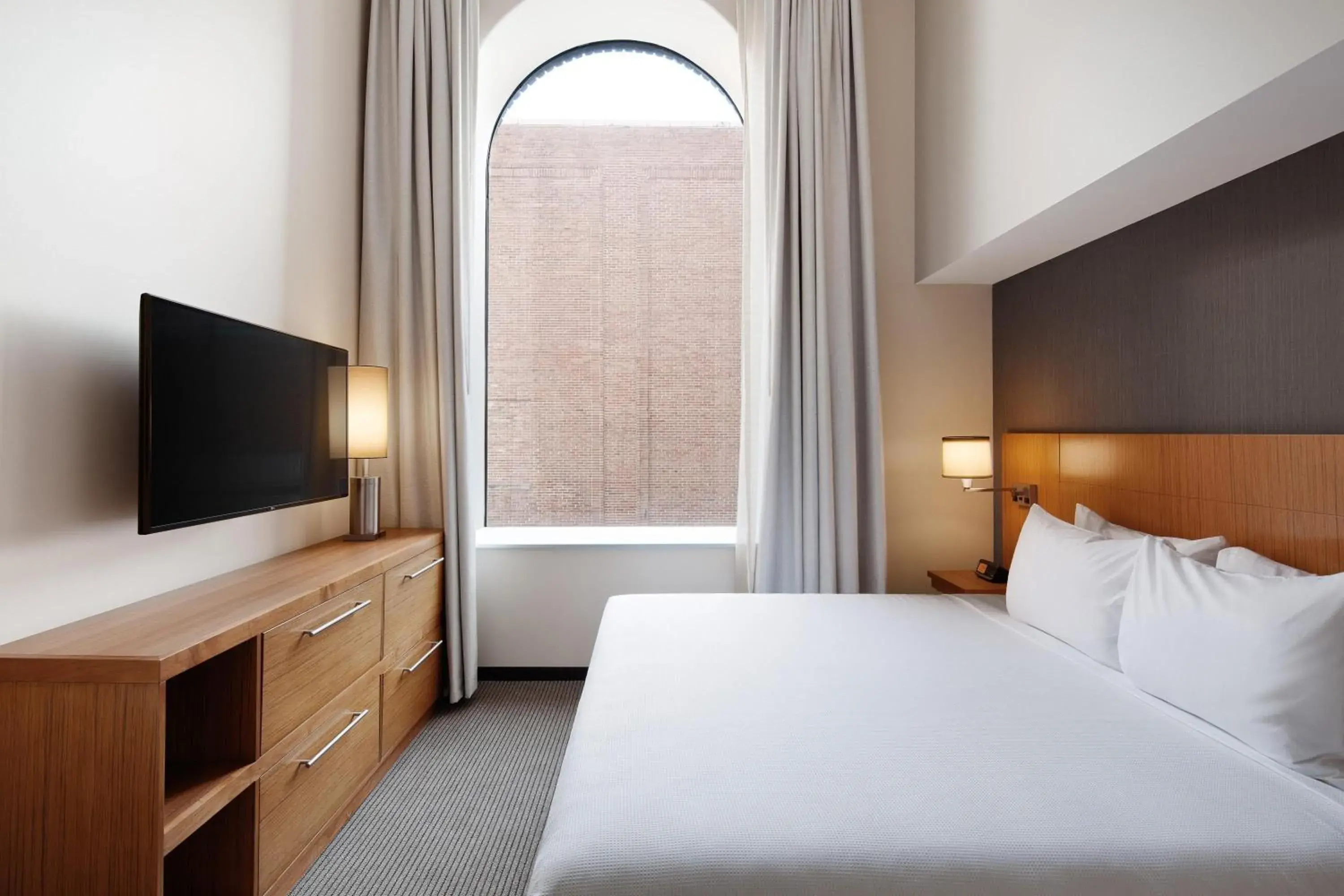 King Suite with Sofa Bed and Roll-In Shower - Disability Access in Hyatt Place Knoxville/Downtown King Suite with Sofa Bed and Roll-In Shower - Disability Access in Hyatt Place Knoxville/Downtown