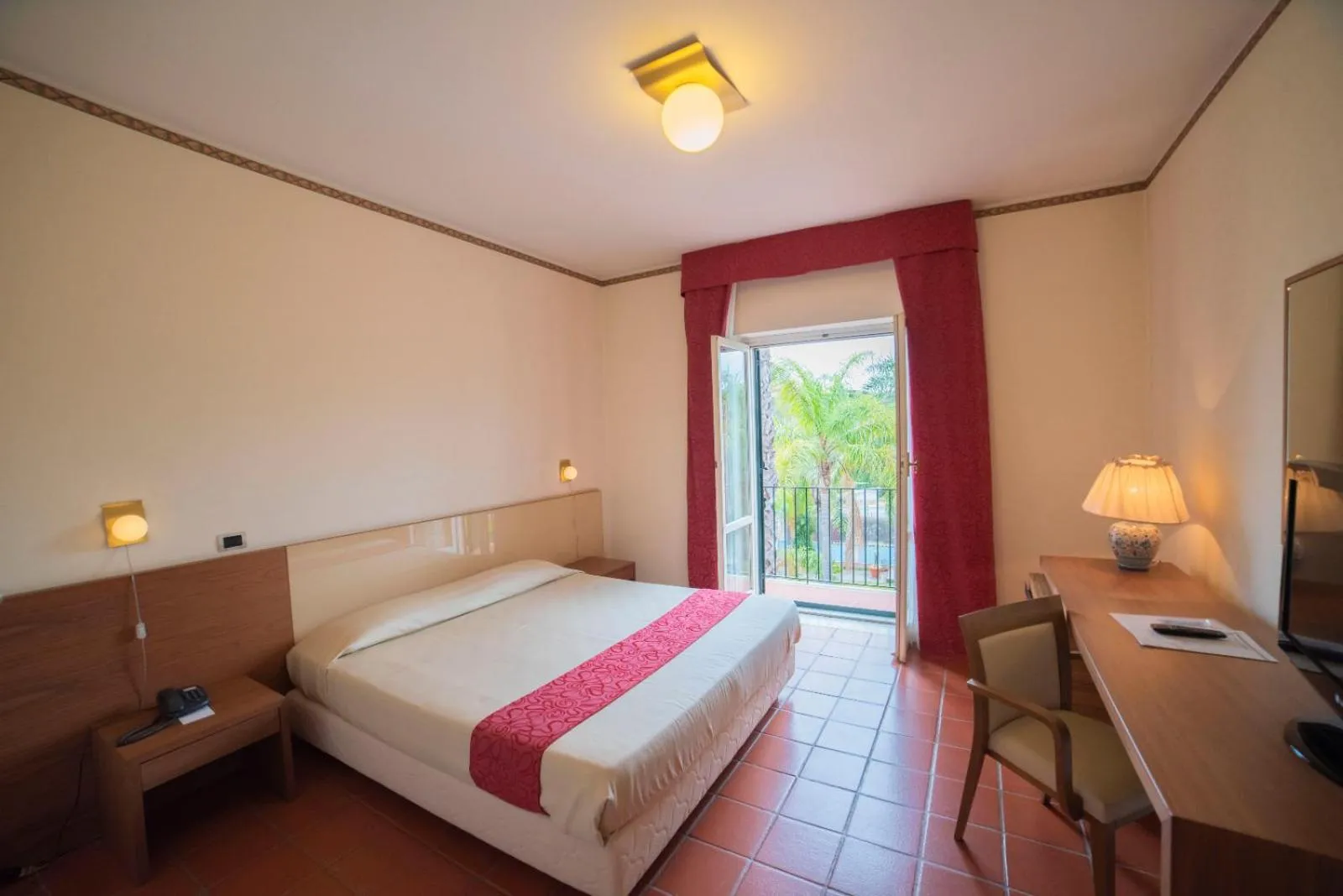 Bed in Orizzonte Acireale Hotel