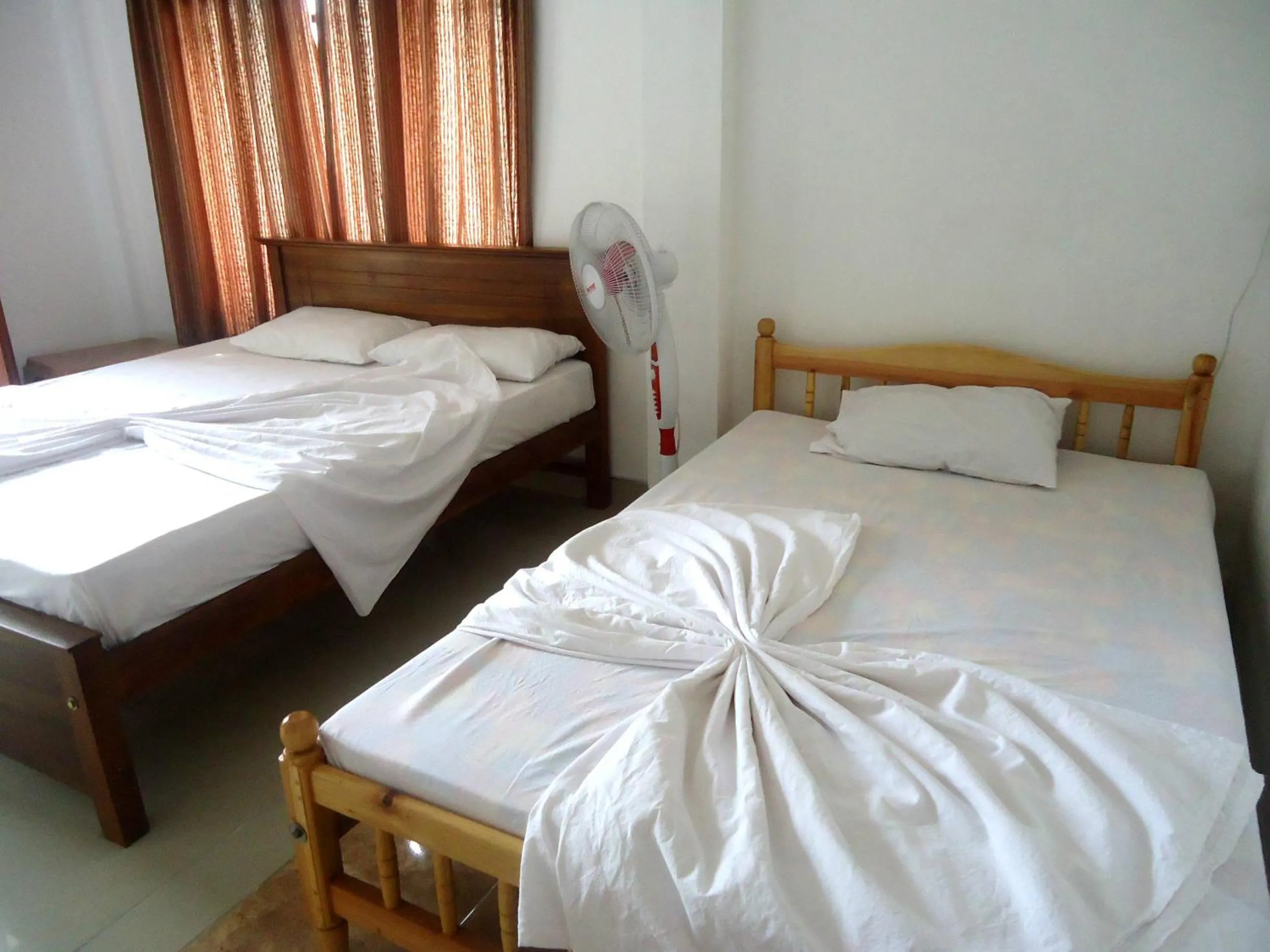 bunk bed in Layathraa Kandy