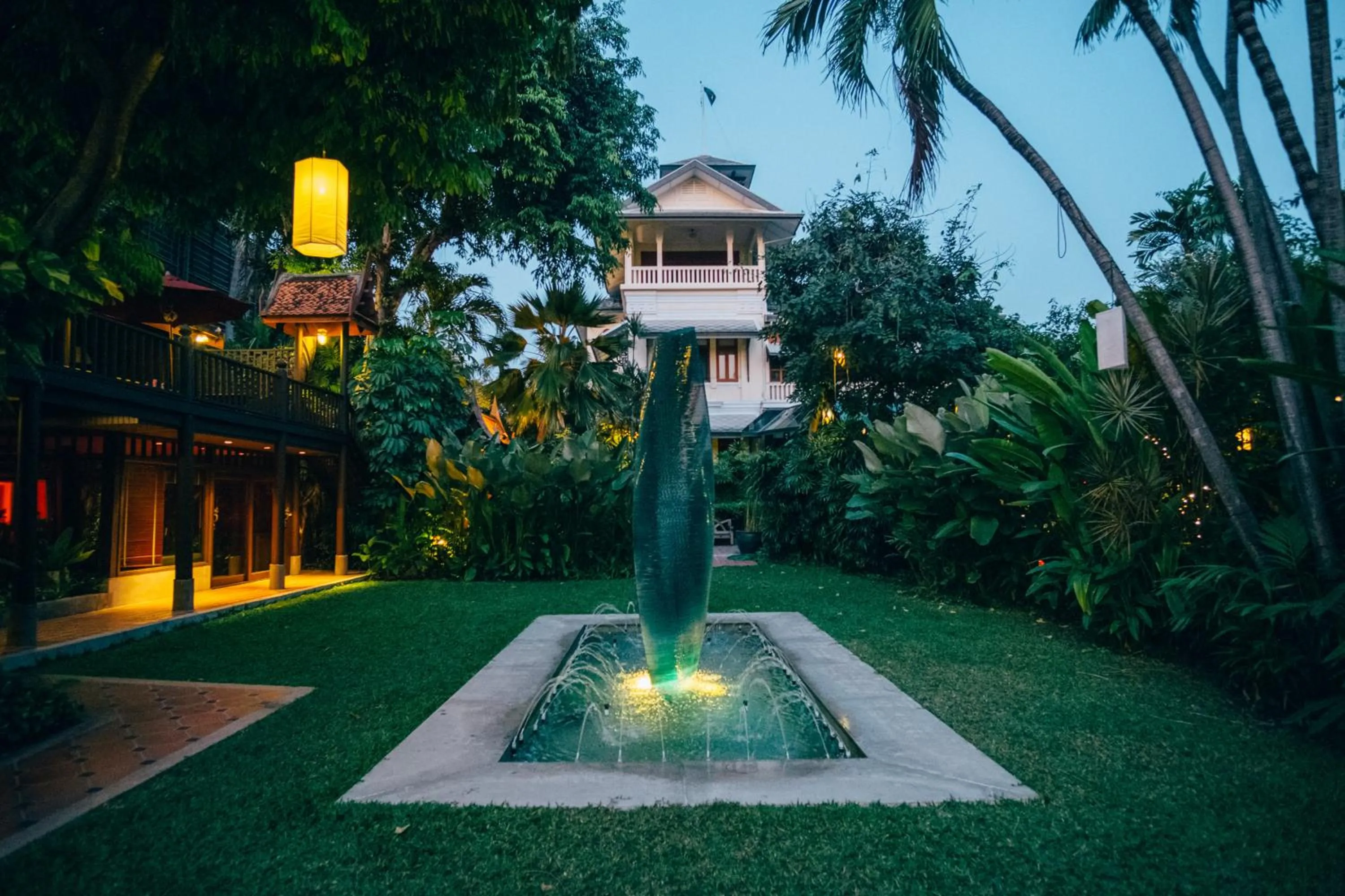 Day in Chakrabongse Villas