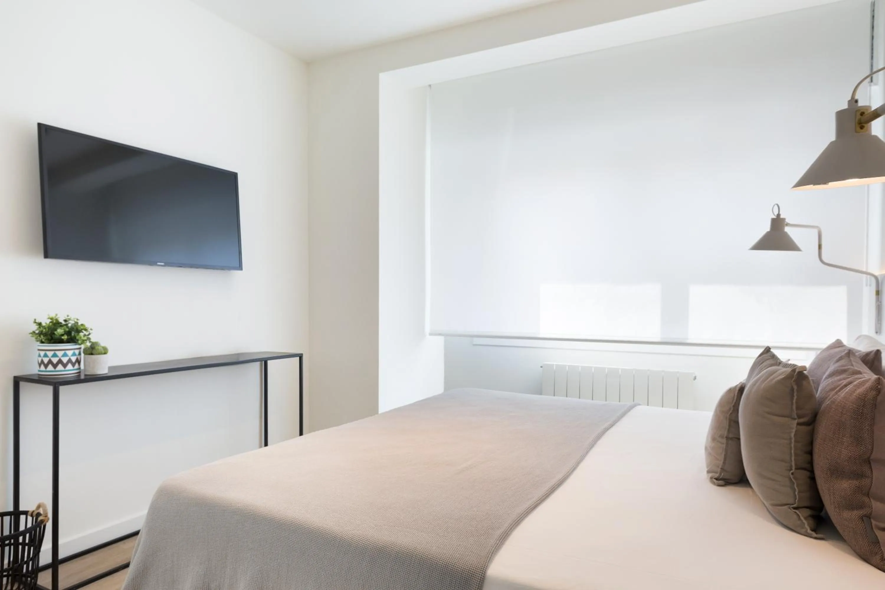 Photo of the whole room, Bed in Sitges Group Calm Beach