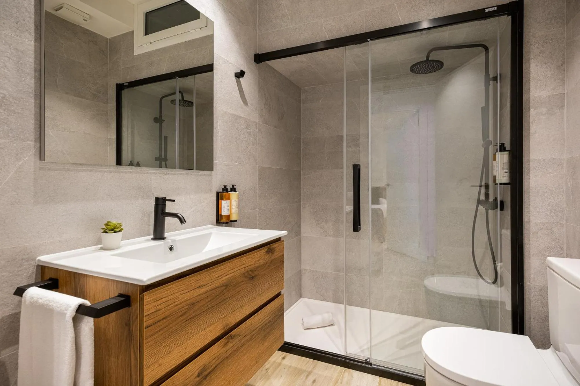 Shower in Sitges Group Calm Beach