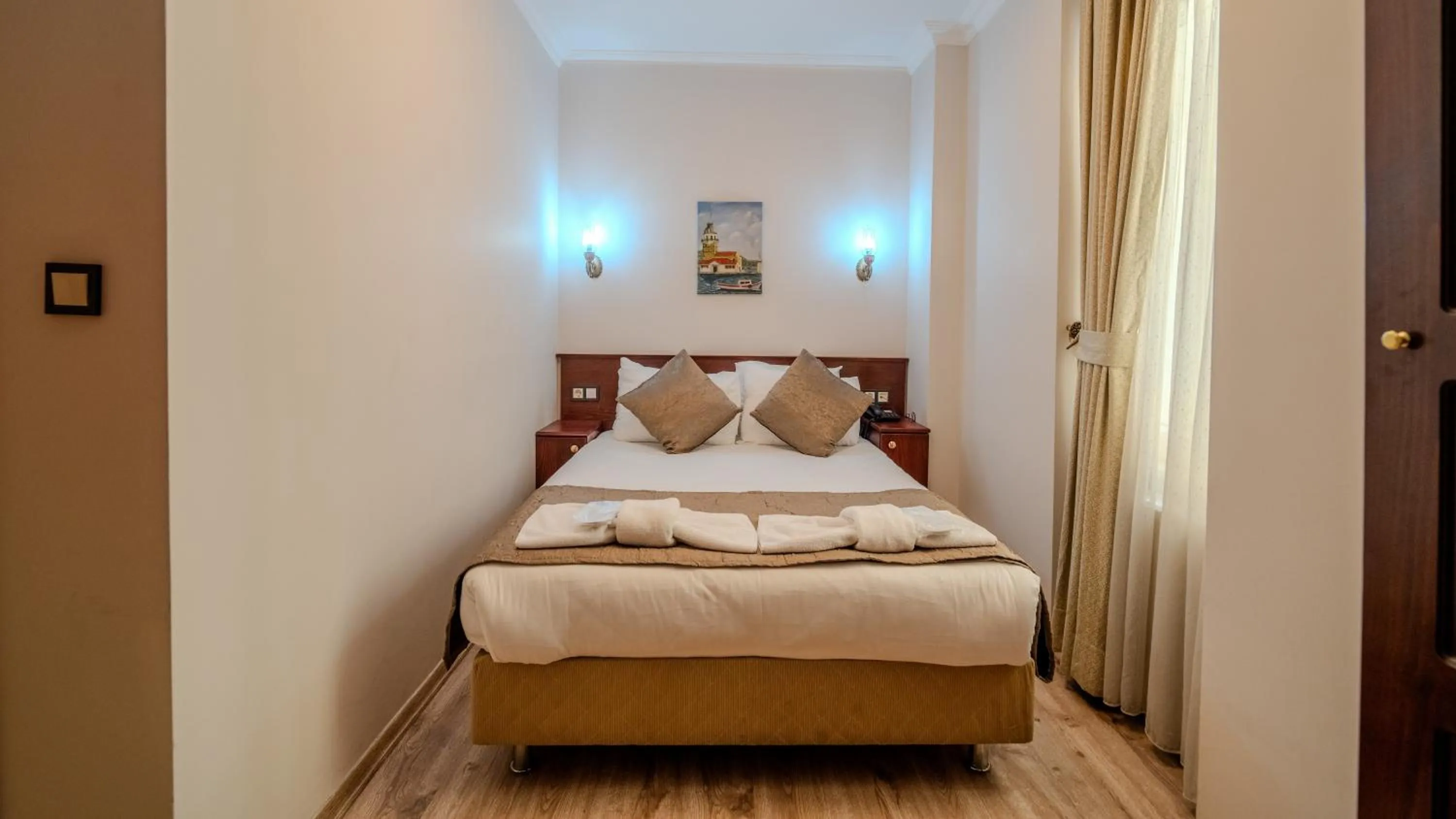 Bed in Sultanahmet Cesme Hotel