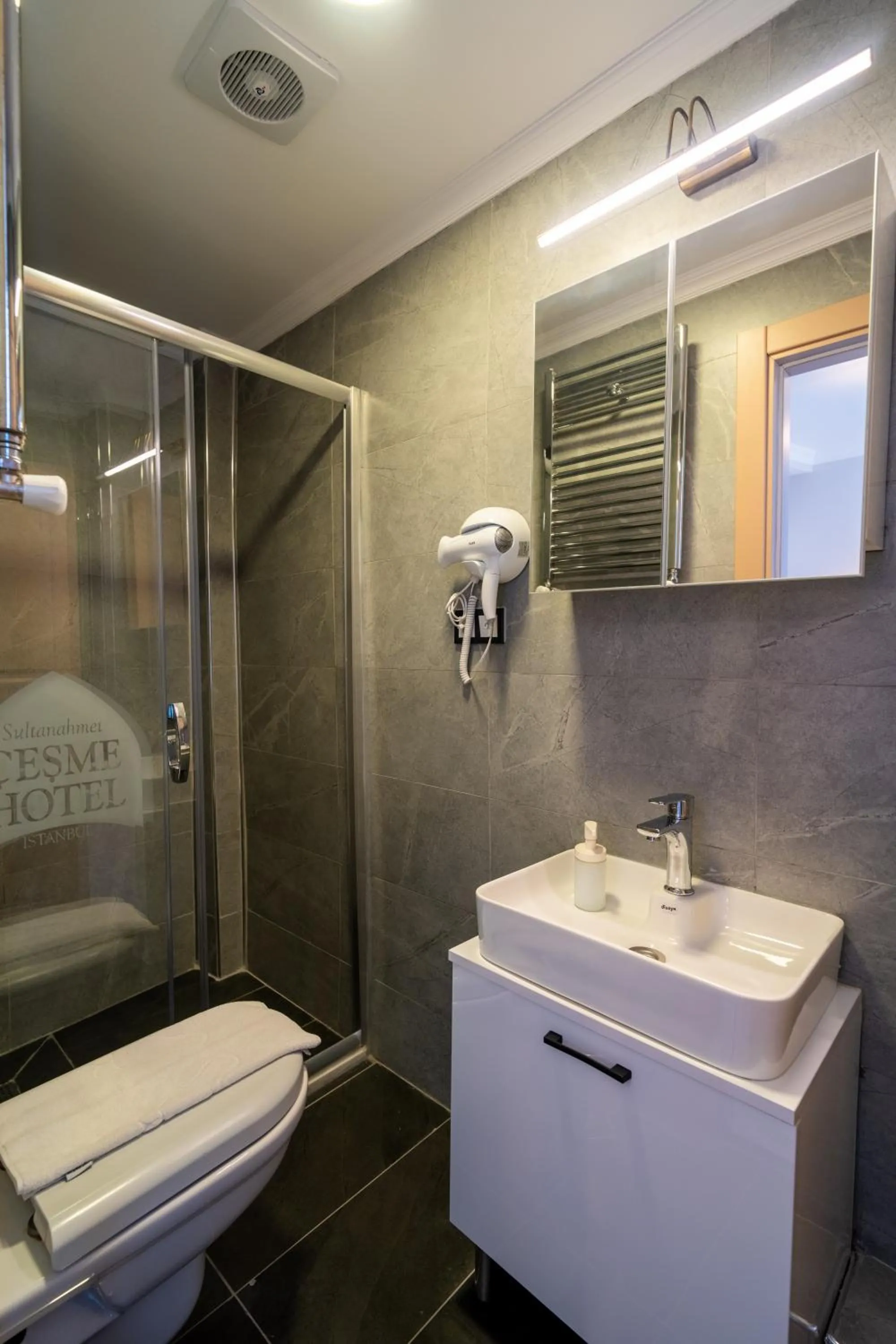 Bathroom in Sultanahmet Cesme Hotel