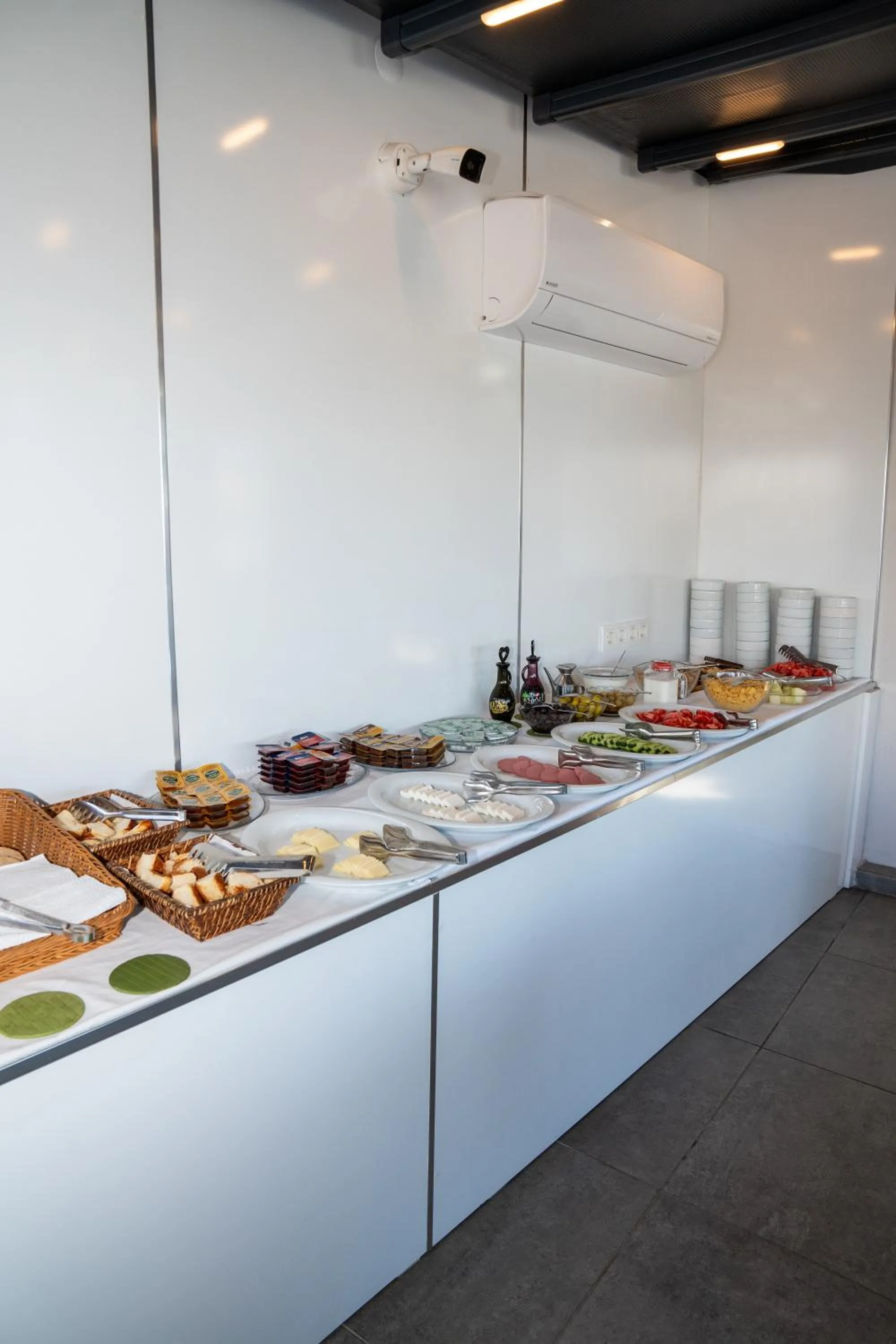 Food and drinks in Sultanahmet Cesme Hotel