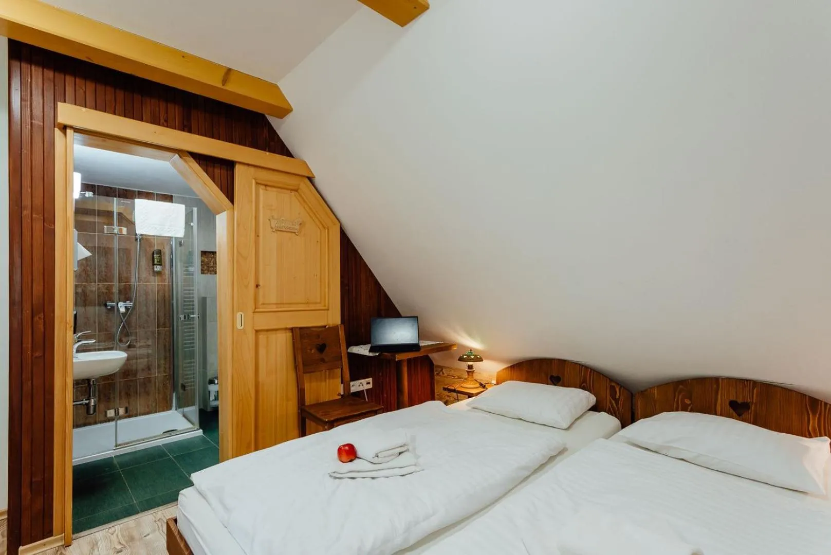 Bedroom, Bed in Wellness rezort Jánošíkov dvor