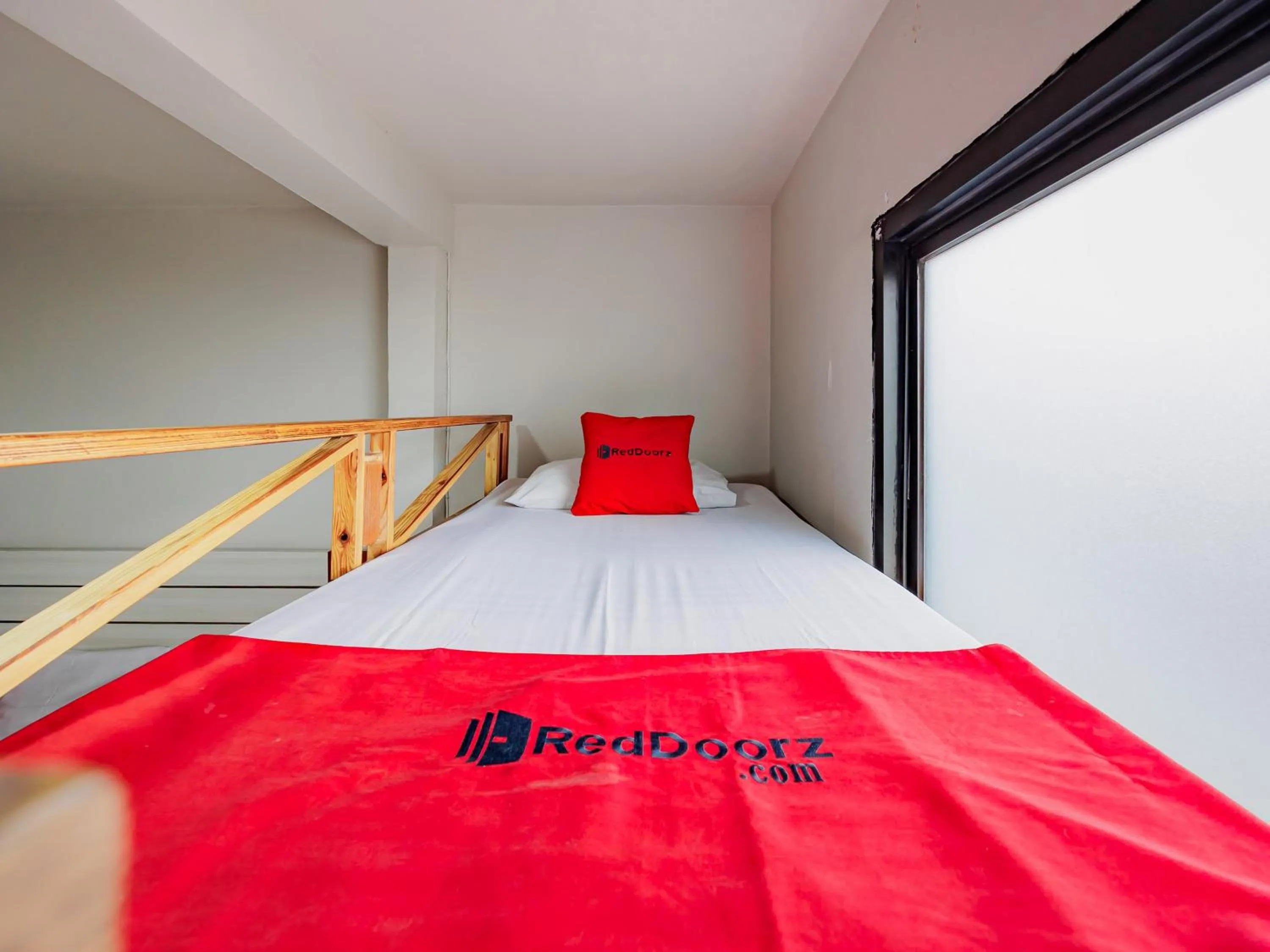 Bedroom, Bed in RedDoorz Plus near Asia Afrika 3