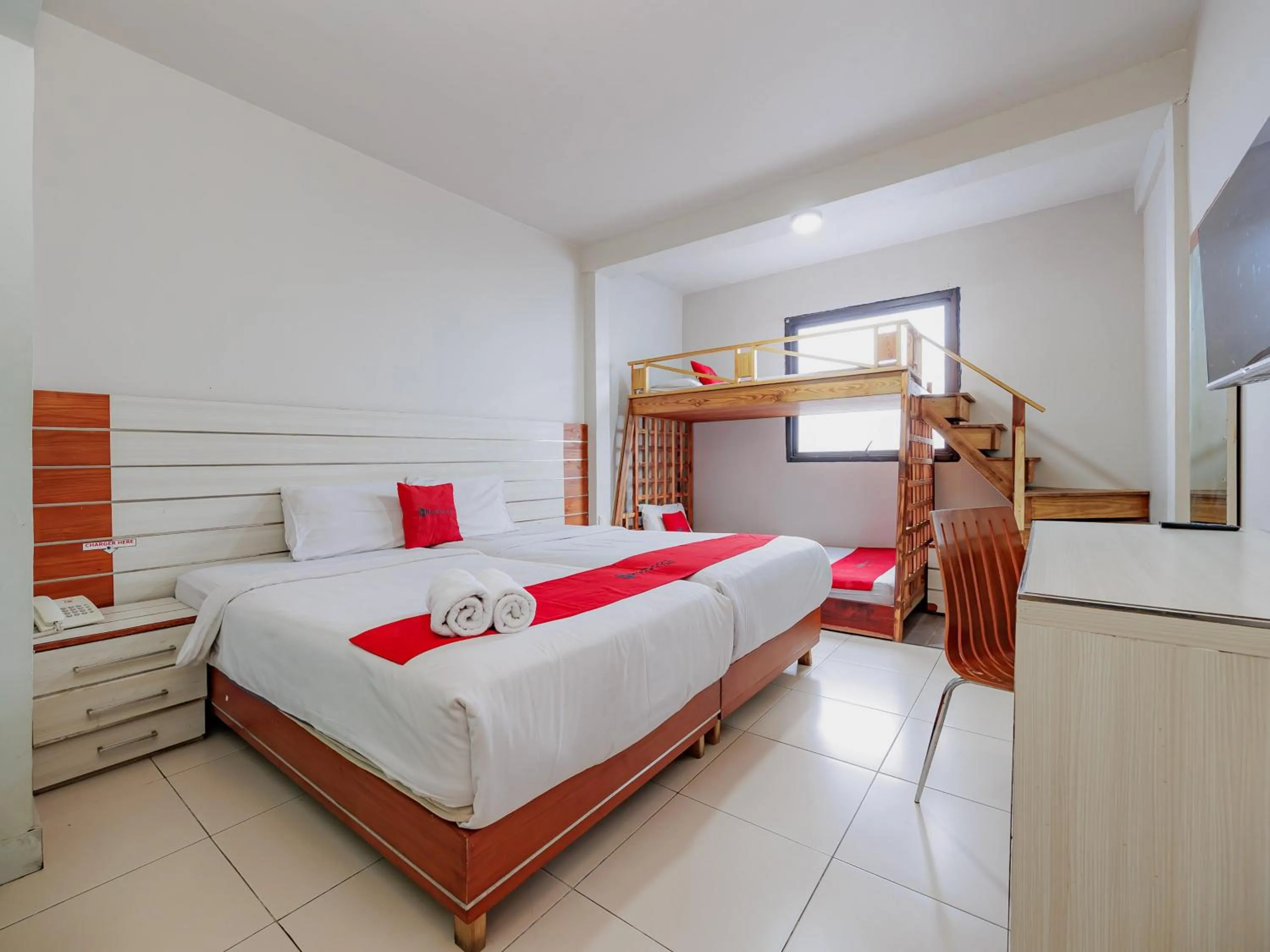 Bedroom, Bed in RedDoorz Plus near Asia Afrika 3