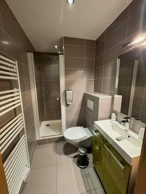 One-Bedroom Apartment in Hôtel et appart'hôtel de l'Hermitage