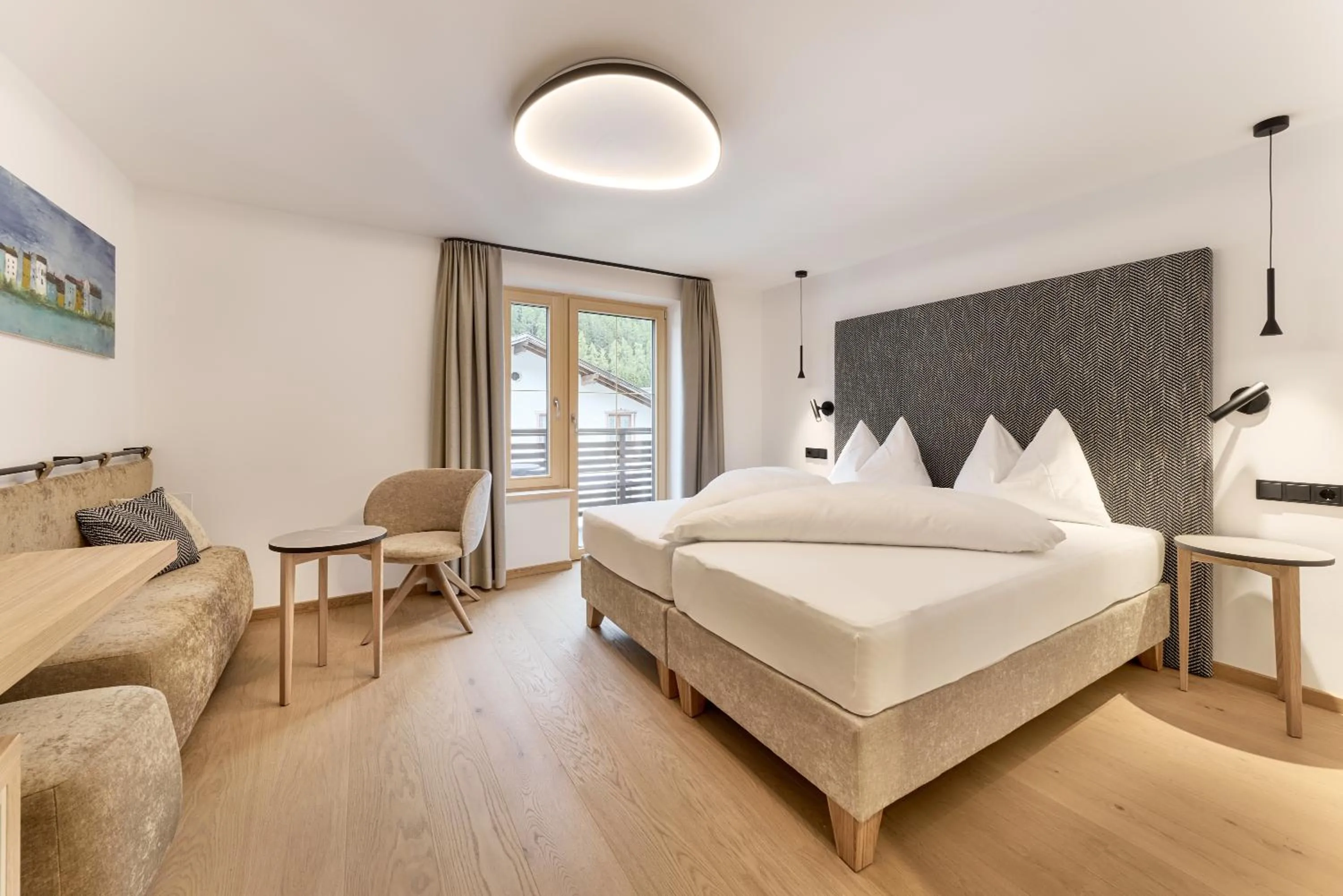 Bed in Quality Hosts Arlberg - Hotel Goldenes Kreuz B&B