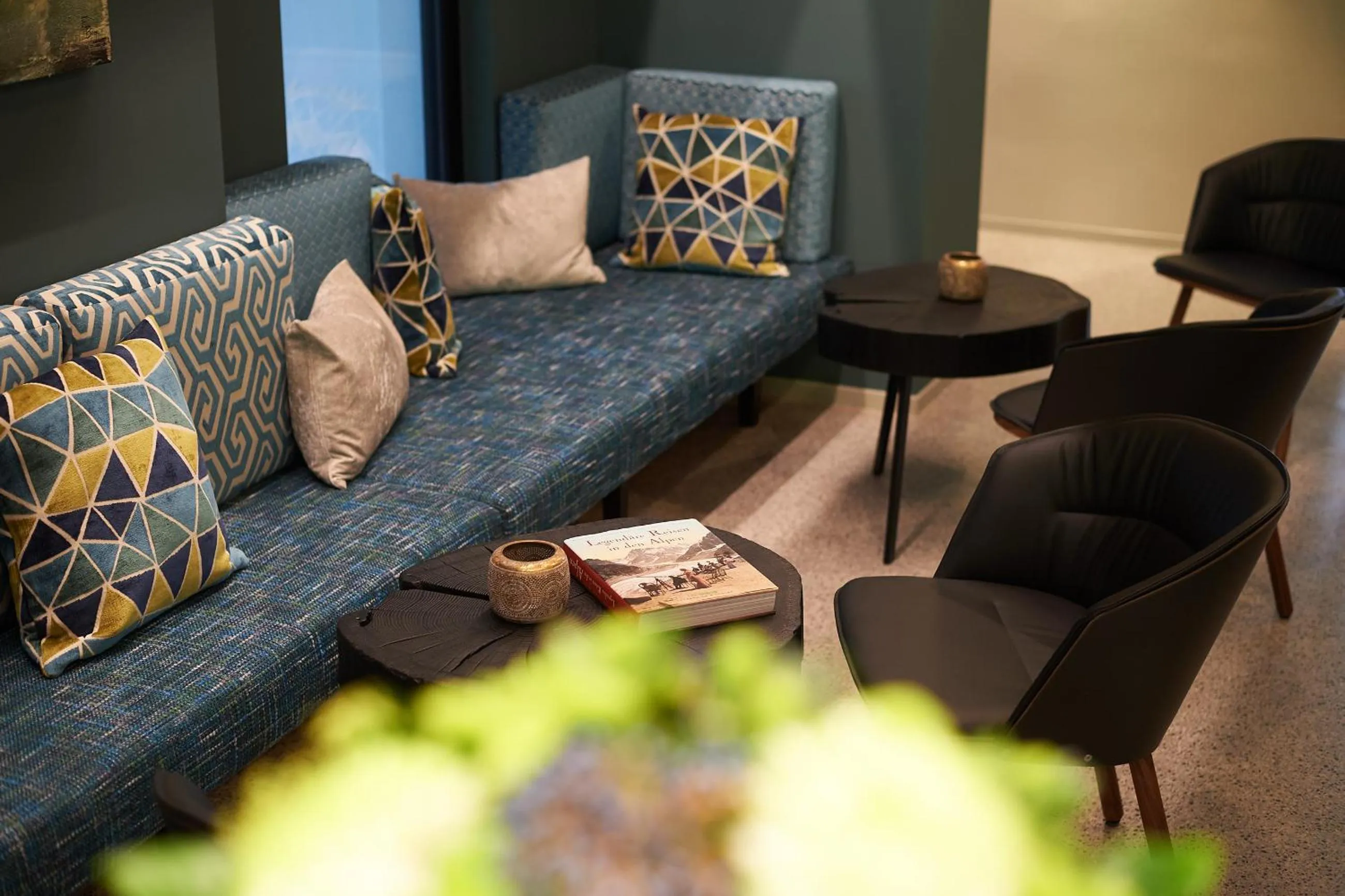 Seating area in Quality Hosts Arlberg - Hotel Goldenes Kreuz B&B